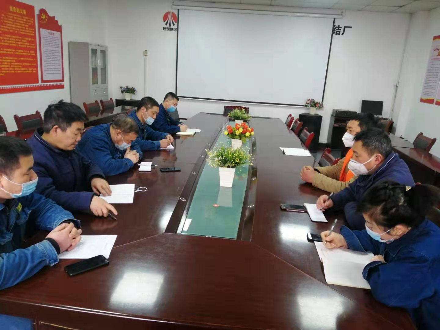 ������ʩ�ߣ���ȫ�����ټӴa