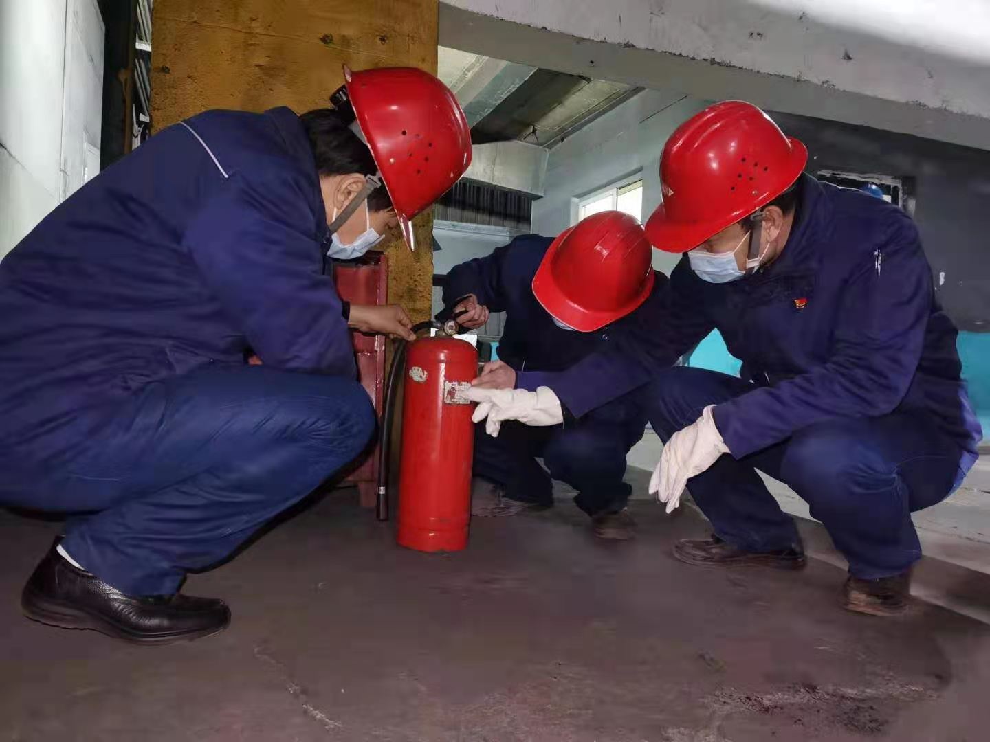 �ٳ����У����ΰ�ȫ����