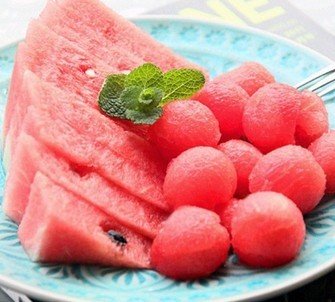 ����ʳ����