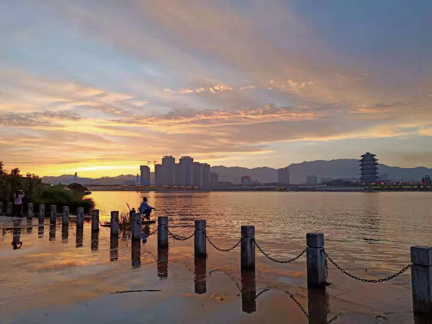 ��߅����