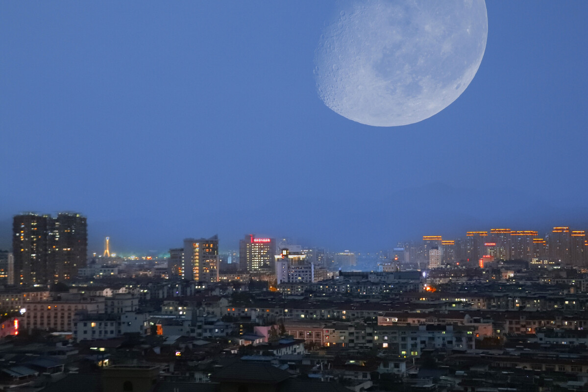 月下獨行 月下獨行