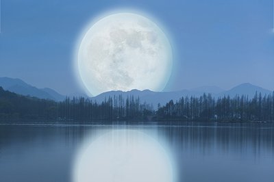 故鄉的明月 故鄉的明月