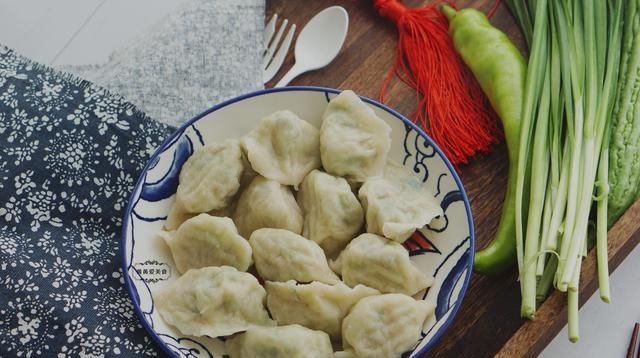 ���̵���ư���