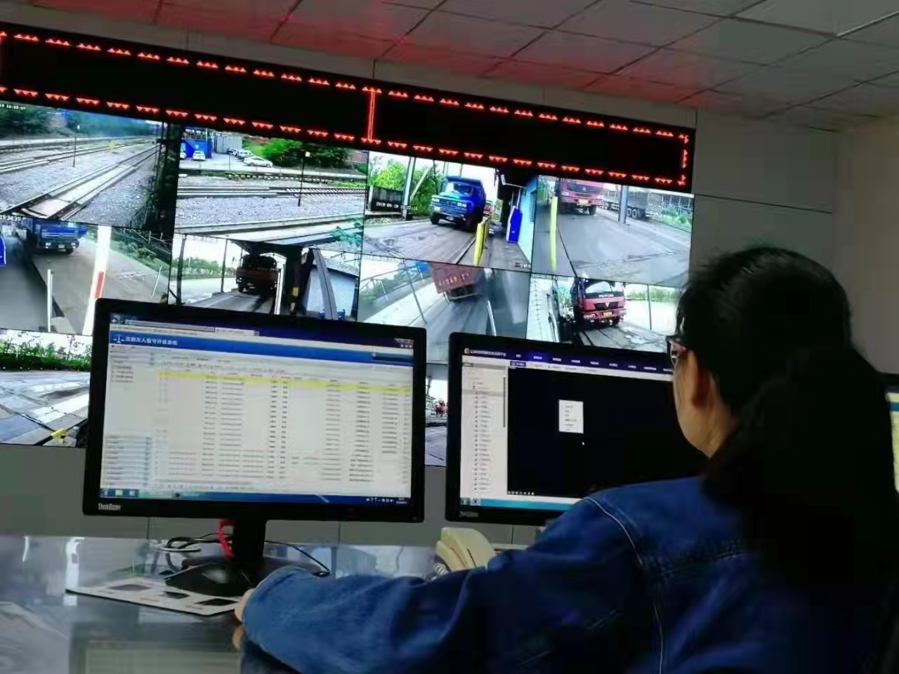 負重拼搏勇奮進，不忘初心得始終