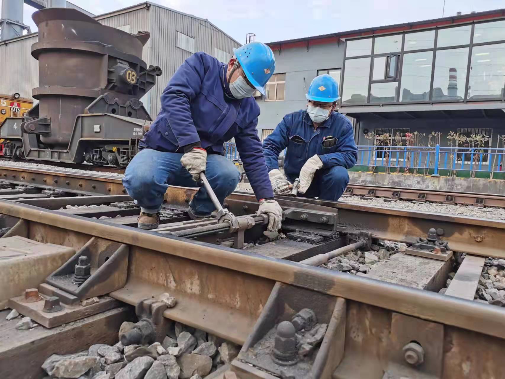 看這些鋼城的“師徒”故事,走心了…… 看這些鋼城的“師徒”故事,走心了……