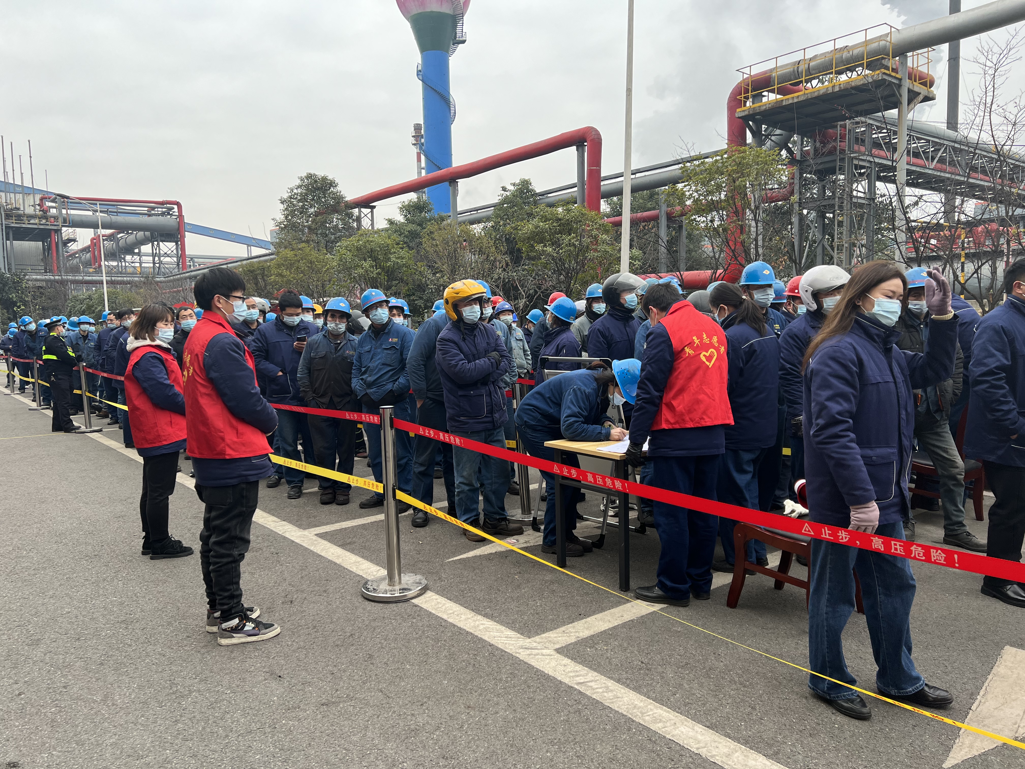 逆行背后的“疫”無反顧 逆行背后的“疫”無反顧