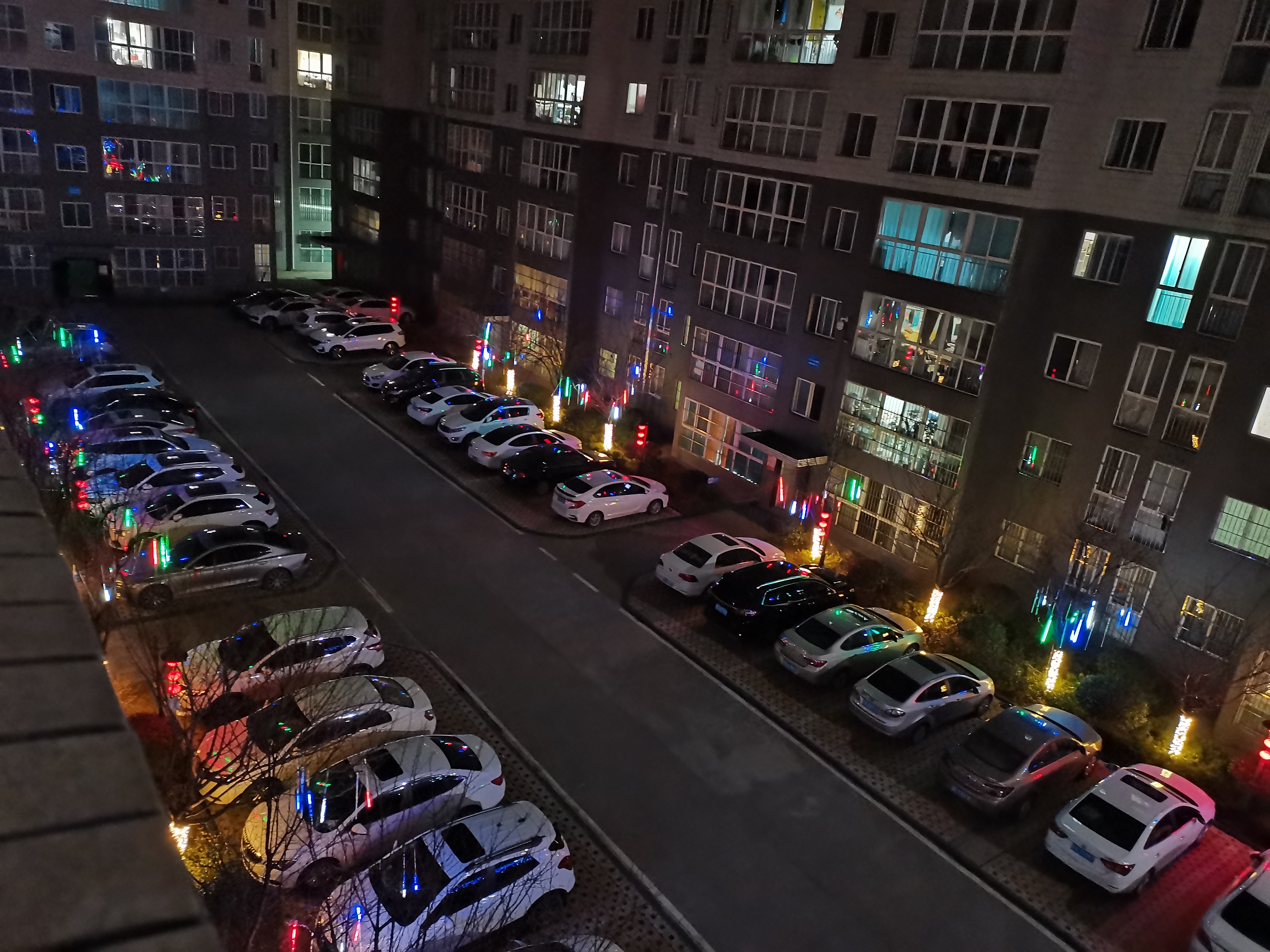 ����һ���´���  �t�t�ğ��\�����Ļ� �������κ��ڲ������_չ�����Շ��I�칤��