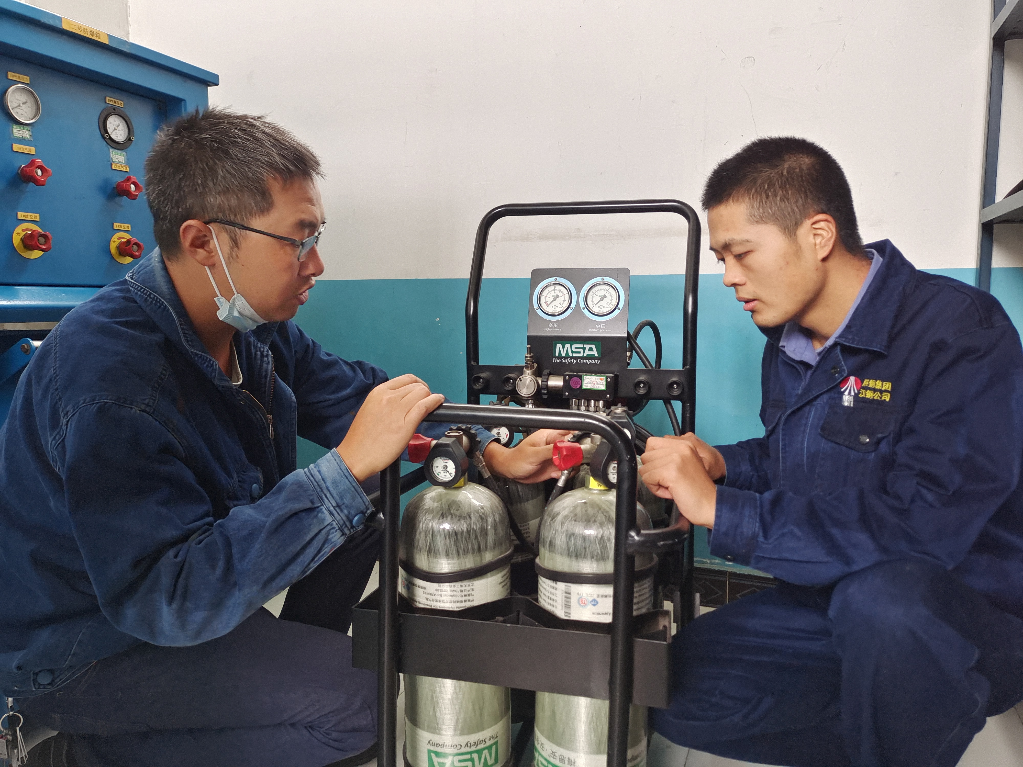 �����@���� ׌�����I�����t��h�