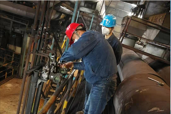 春節(jié)鏡頭下的堅(jiān)守