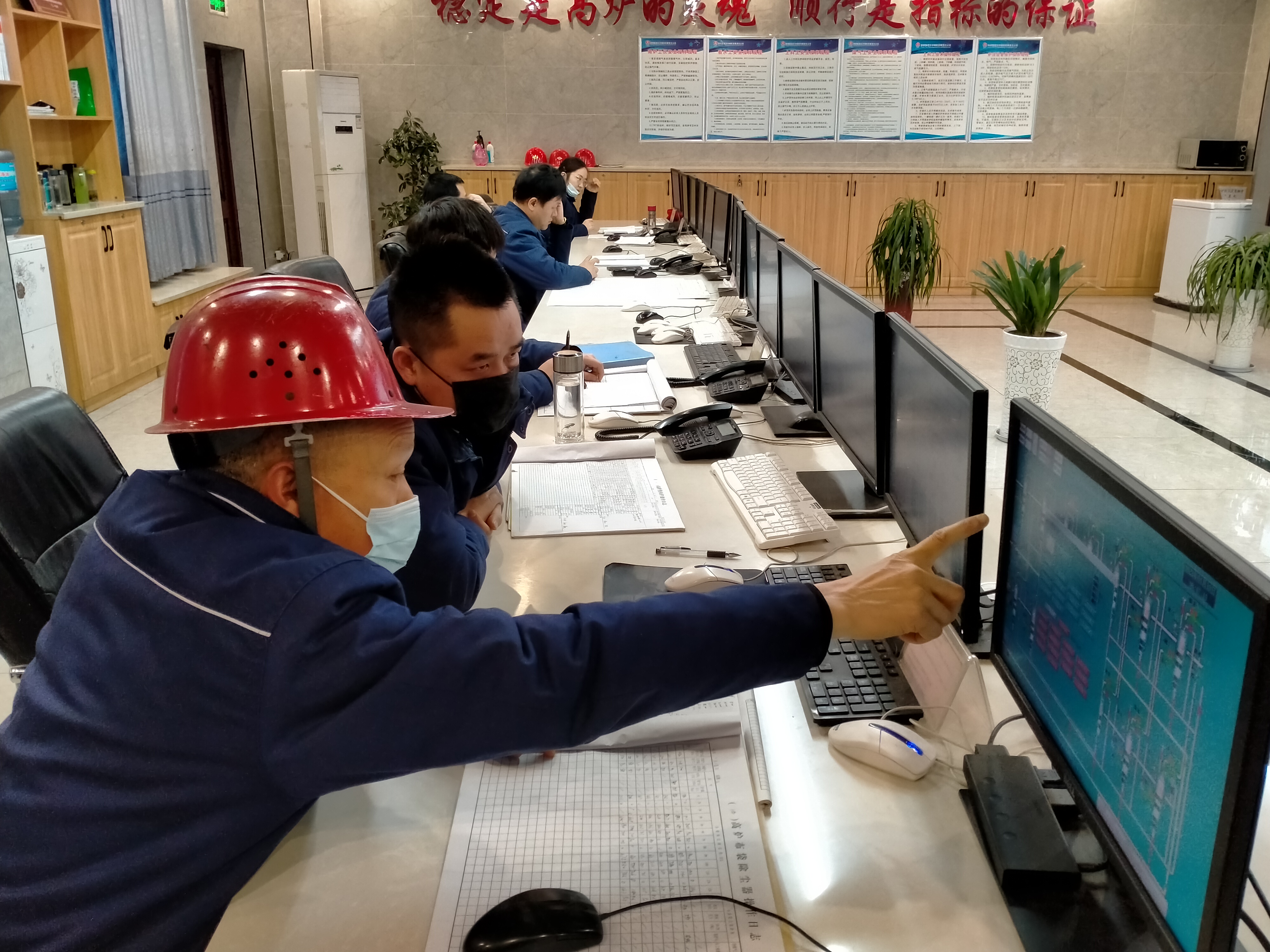 弘揚冬奧精神 凝聚奮斗力量 弘揚冬奧精神 凝聚奮斗力量