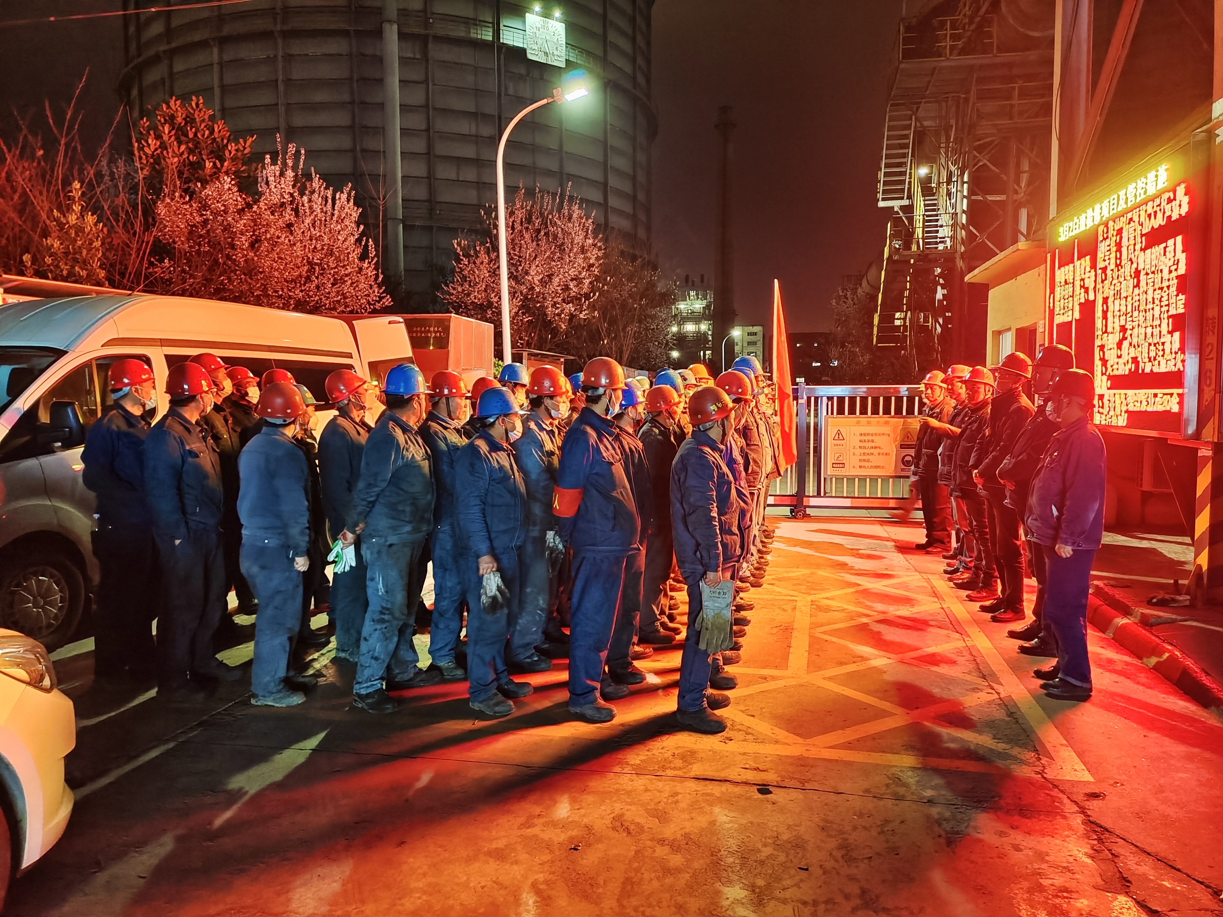 �����ˣ��@����Mţ�Ų��p ����ȫ�_