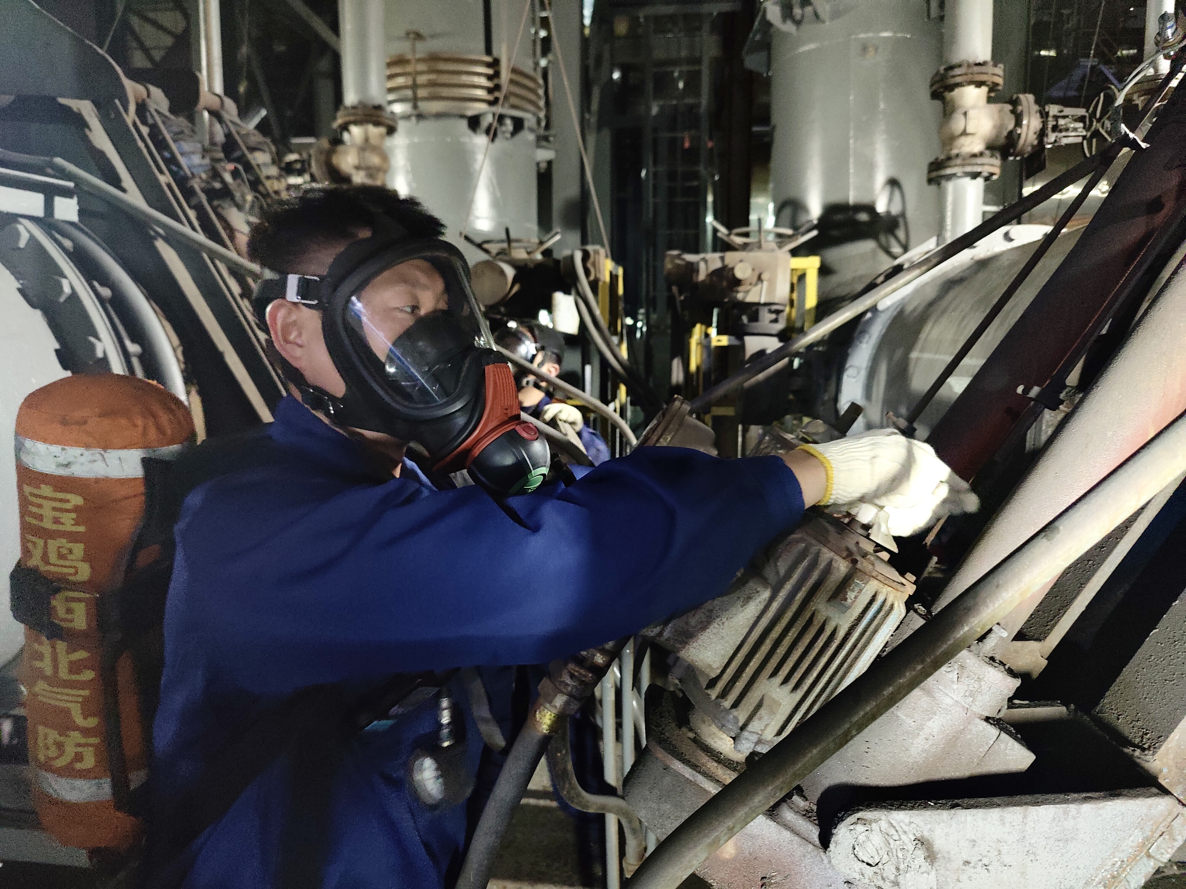 �����ˣ��@����Mţ�Ų��p ����ȫ�_