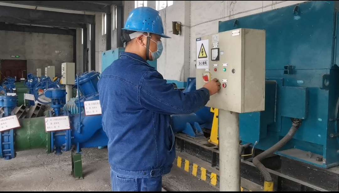 �R�۹��R  �����킃���Ӱѡ��������������빤��