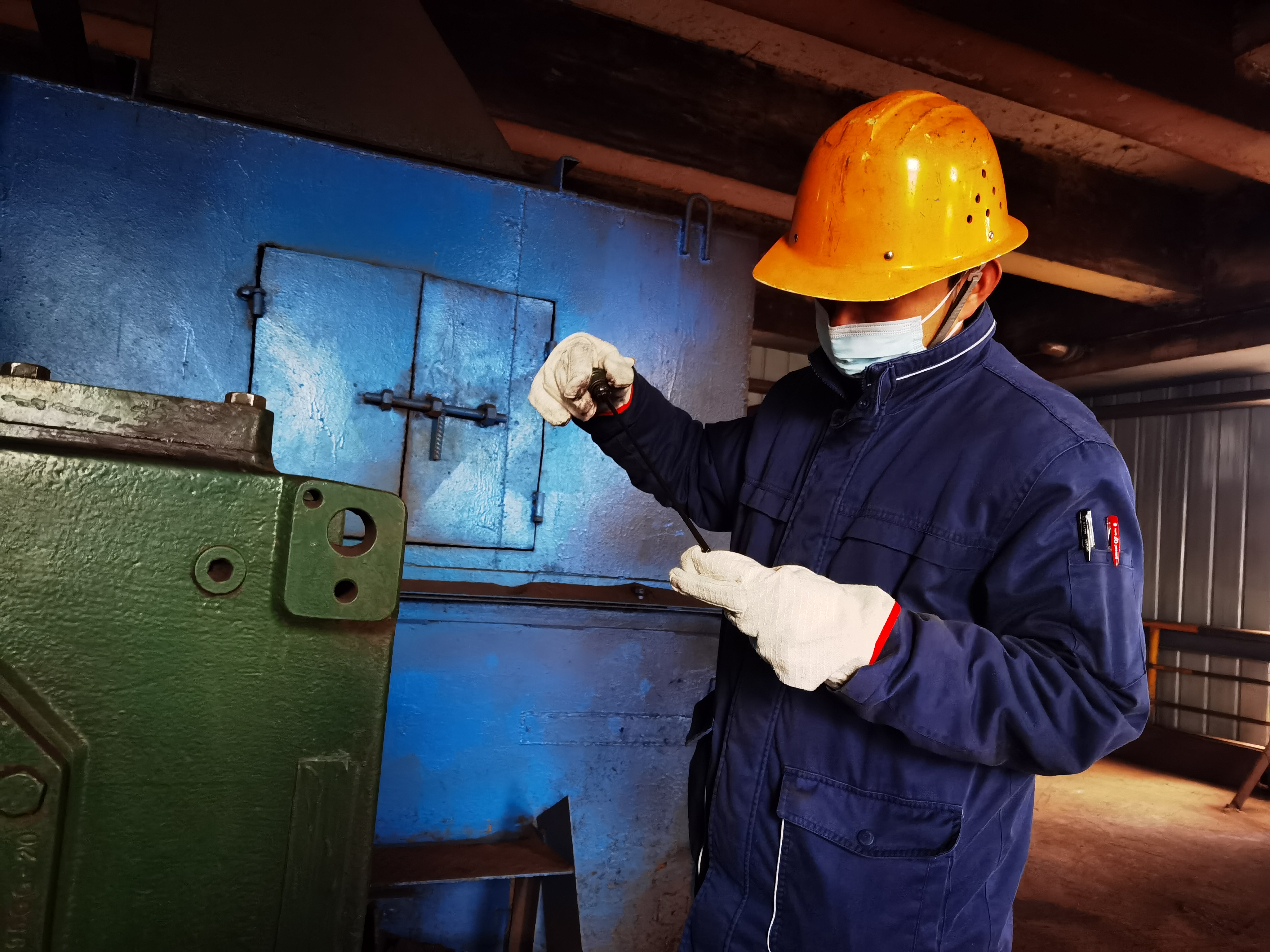 平凡中綻放精彩 記陜鋼集團先進工作者 王智田 平凡中綻放精彩 記陜鋼集團先進工作者 王智田