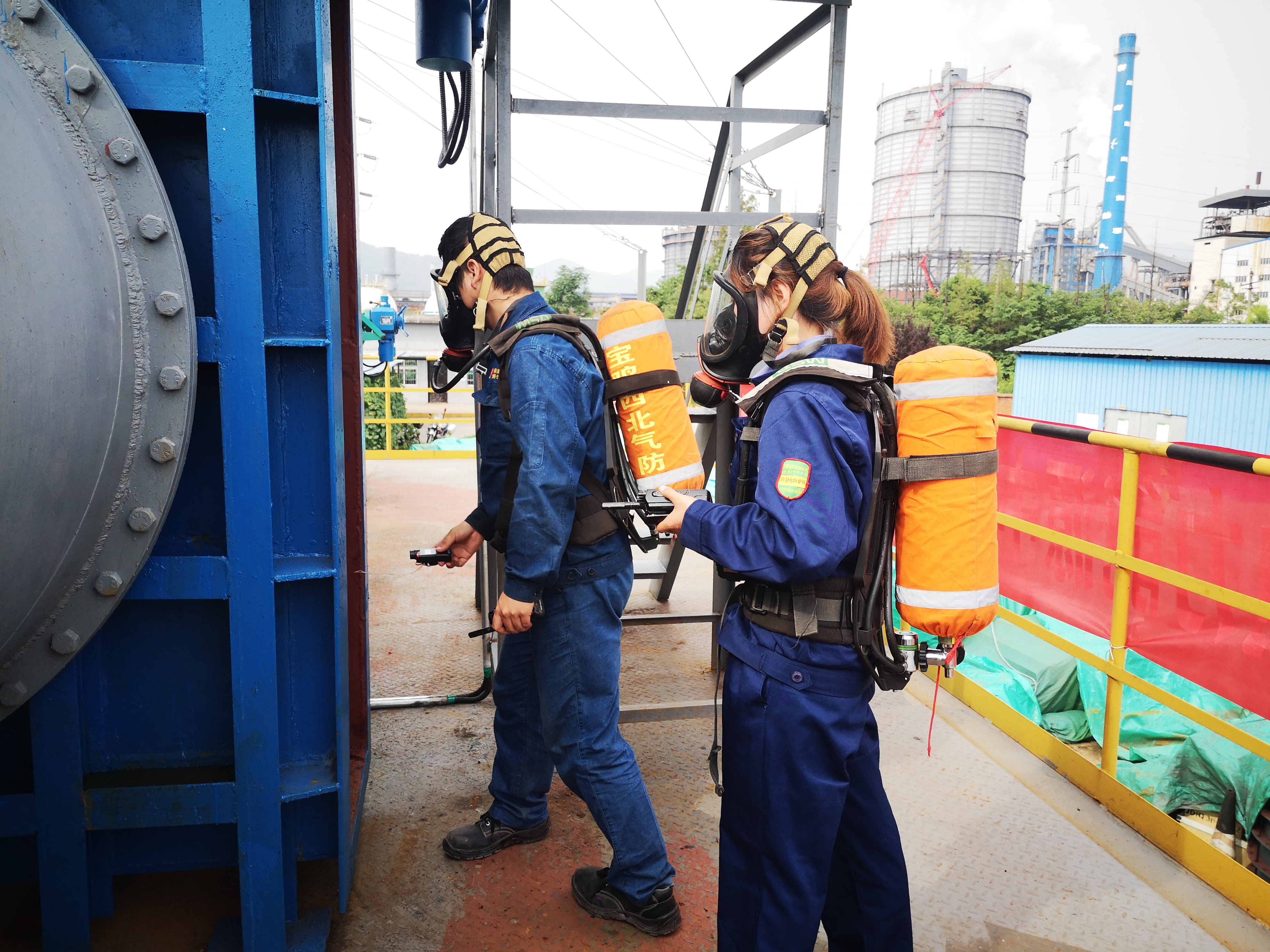 �ĸ��������� �����˲ų��L���u�@��