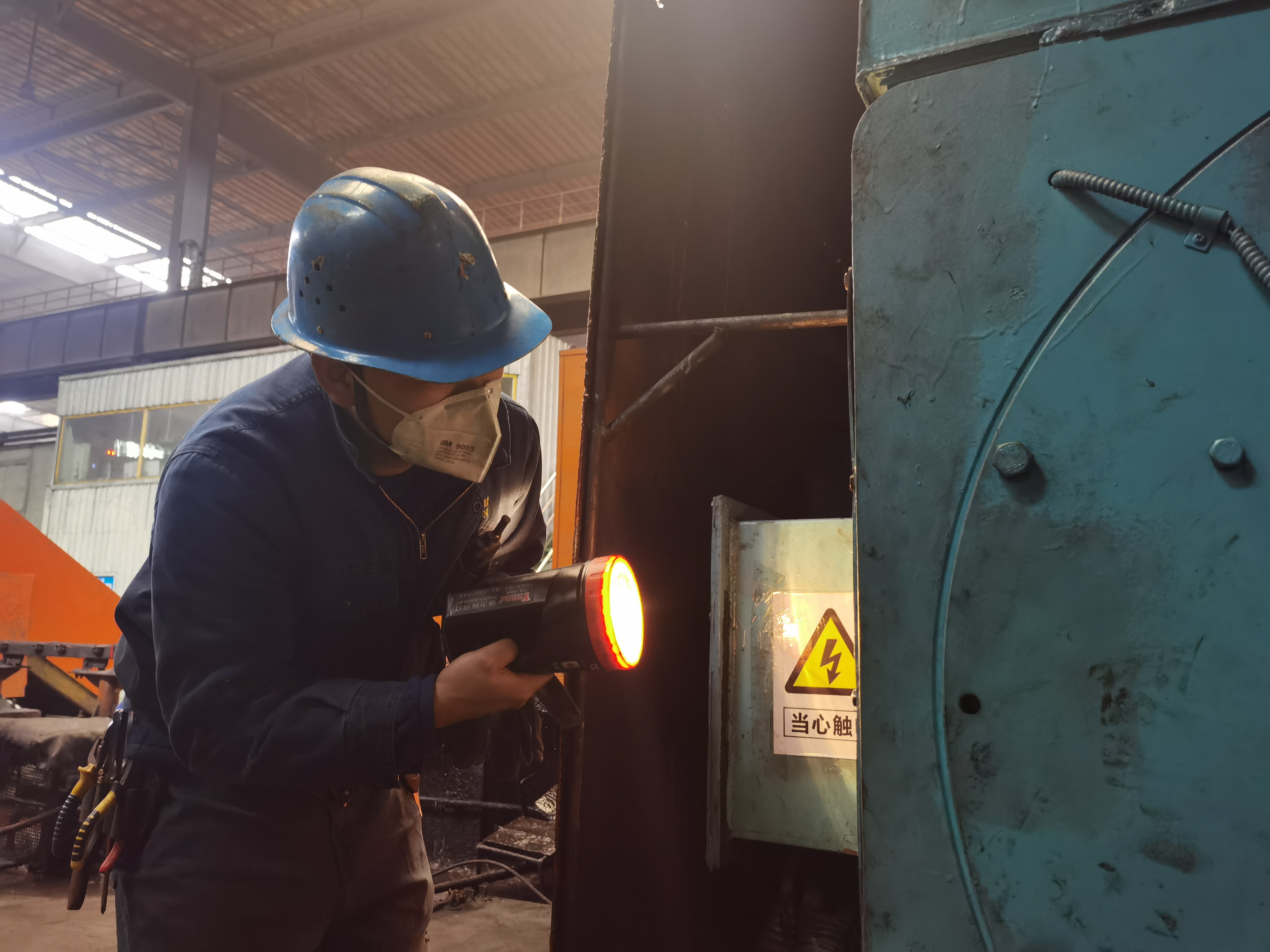 他是個維修達人 他叫余東東 他是個維修達人 他叫余東東