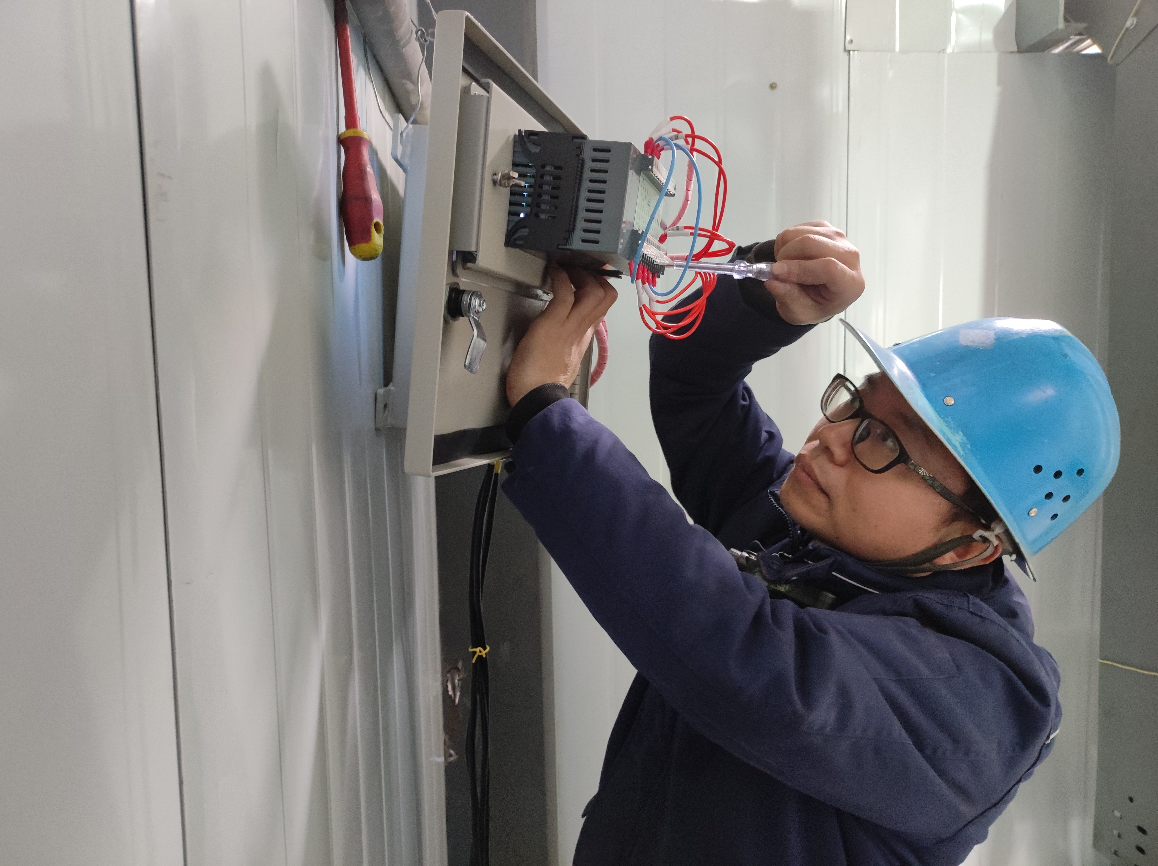 �φ��}��˼·��������?n��i)�Ρ��c(di��n)ʯ�ɽ�