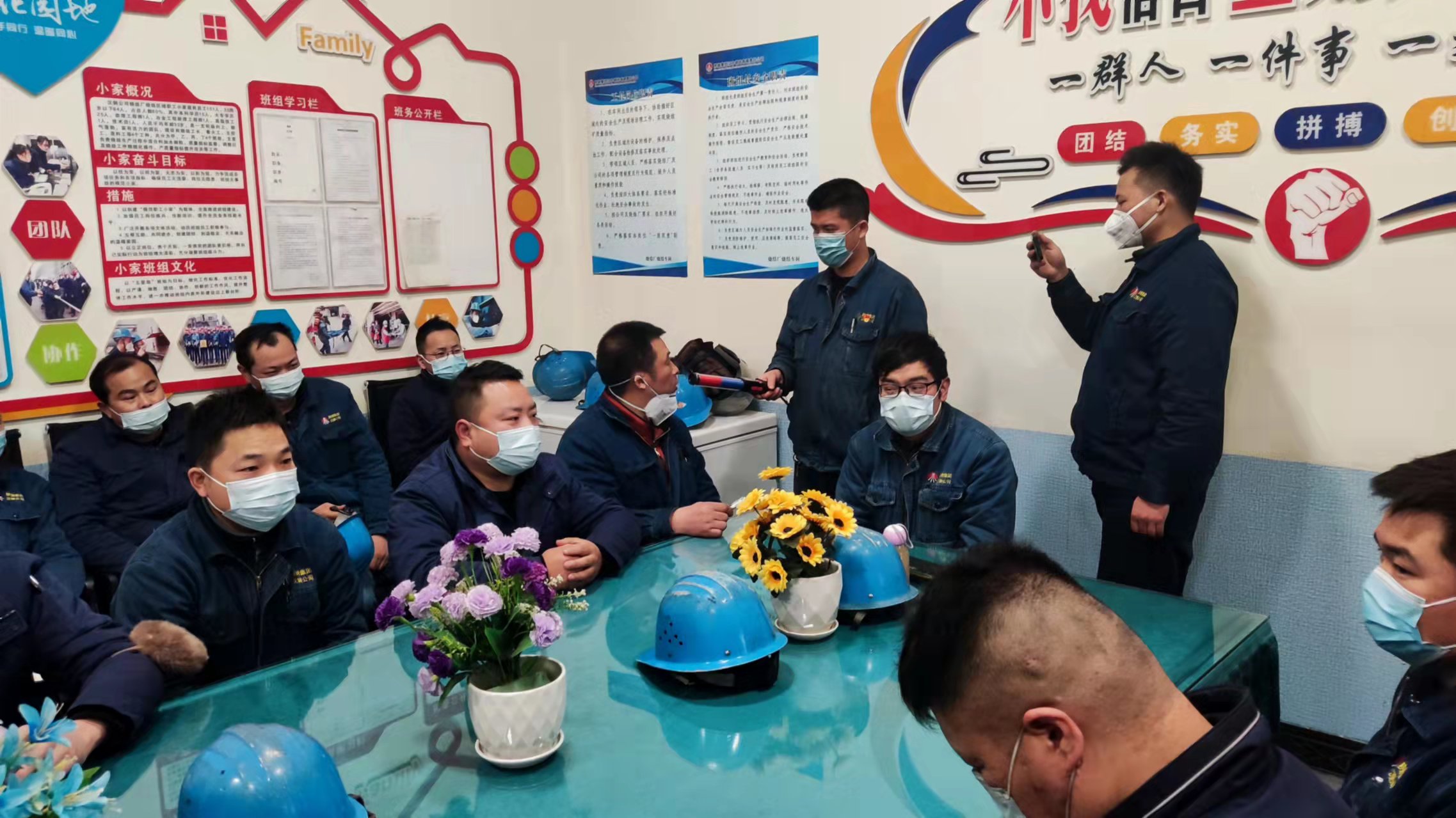 揮動“三板斧”,斬出安全平整路 揮動“三板斧”,斬出安全平整路