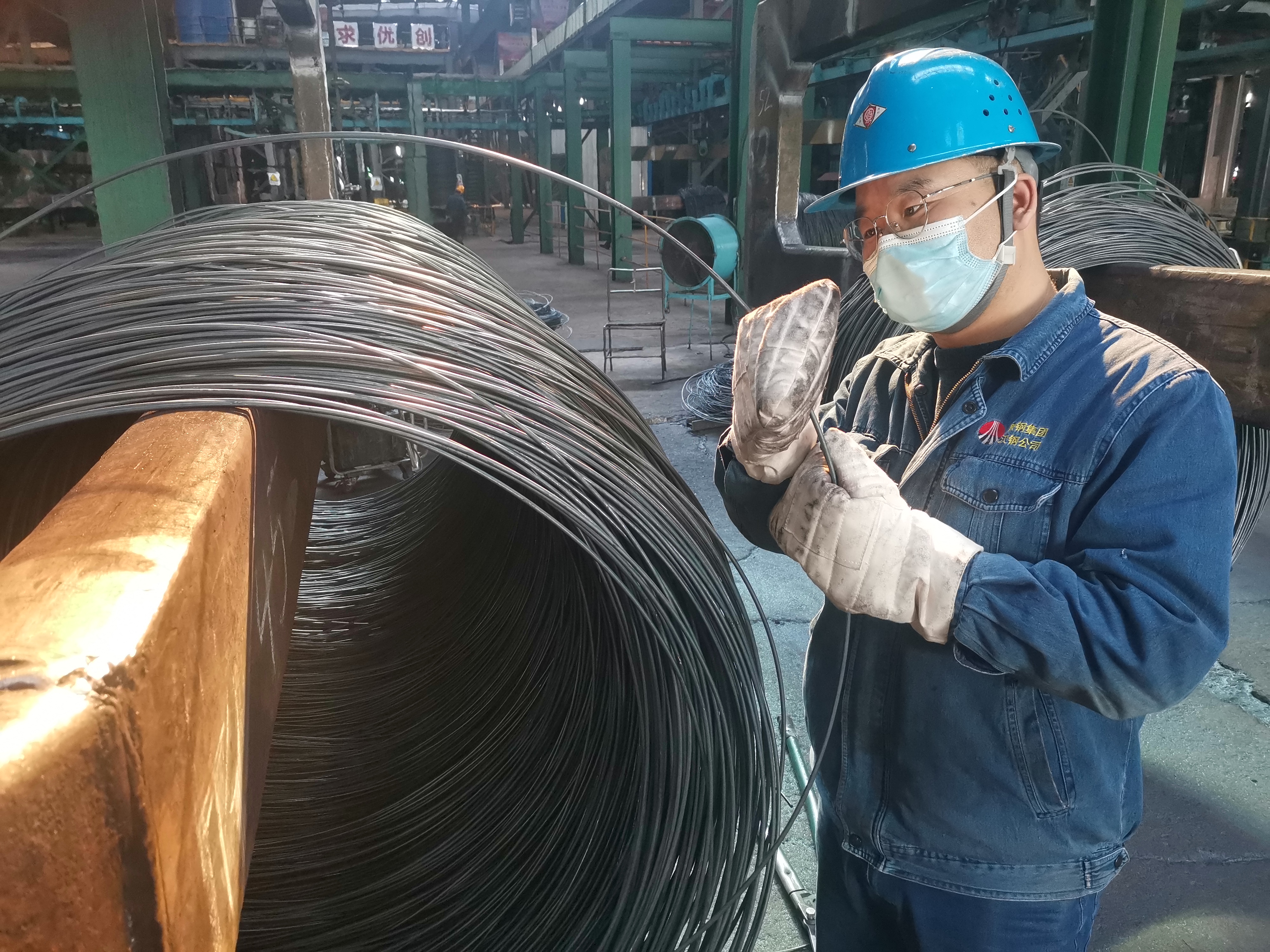 ��������Ʒ���������¶��������״γɹ�܈��HDD300��A䓽�