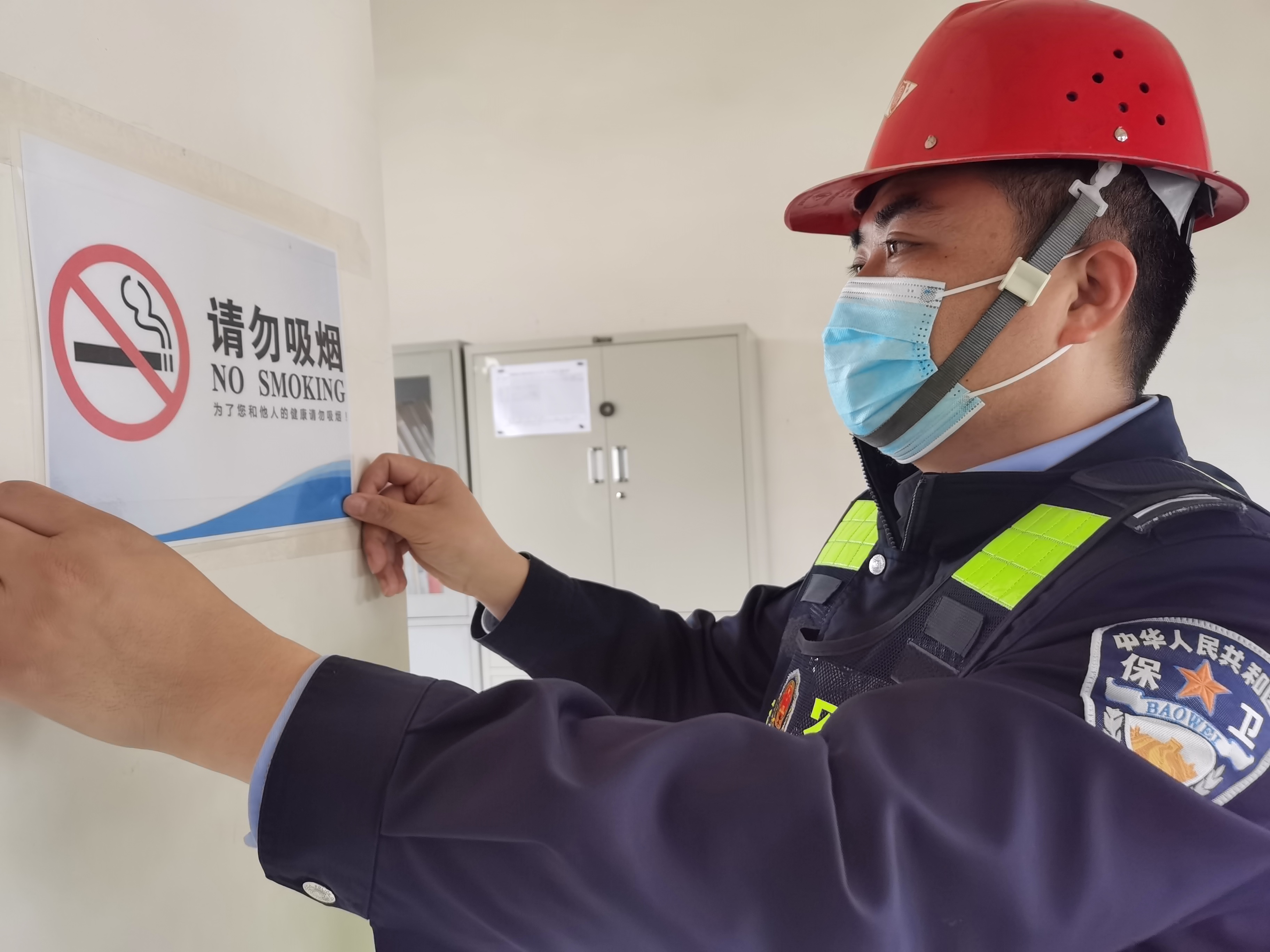 �á���?z��)��Є?d��ng)���������B(t��i)�h䓡���ɫ��