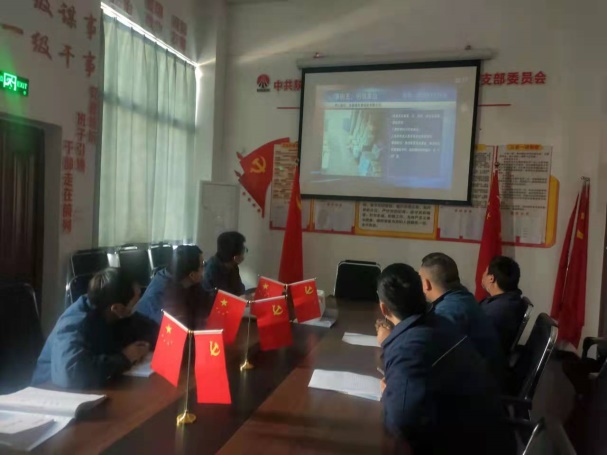 �l(f��)�]���ڱ������� ���ഺ�������o(h��)ƽ��