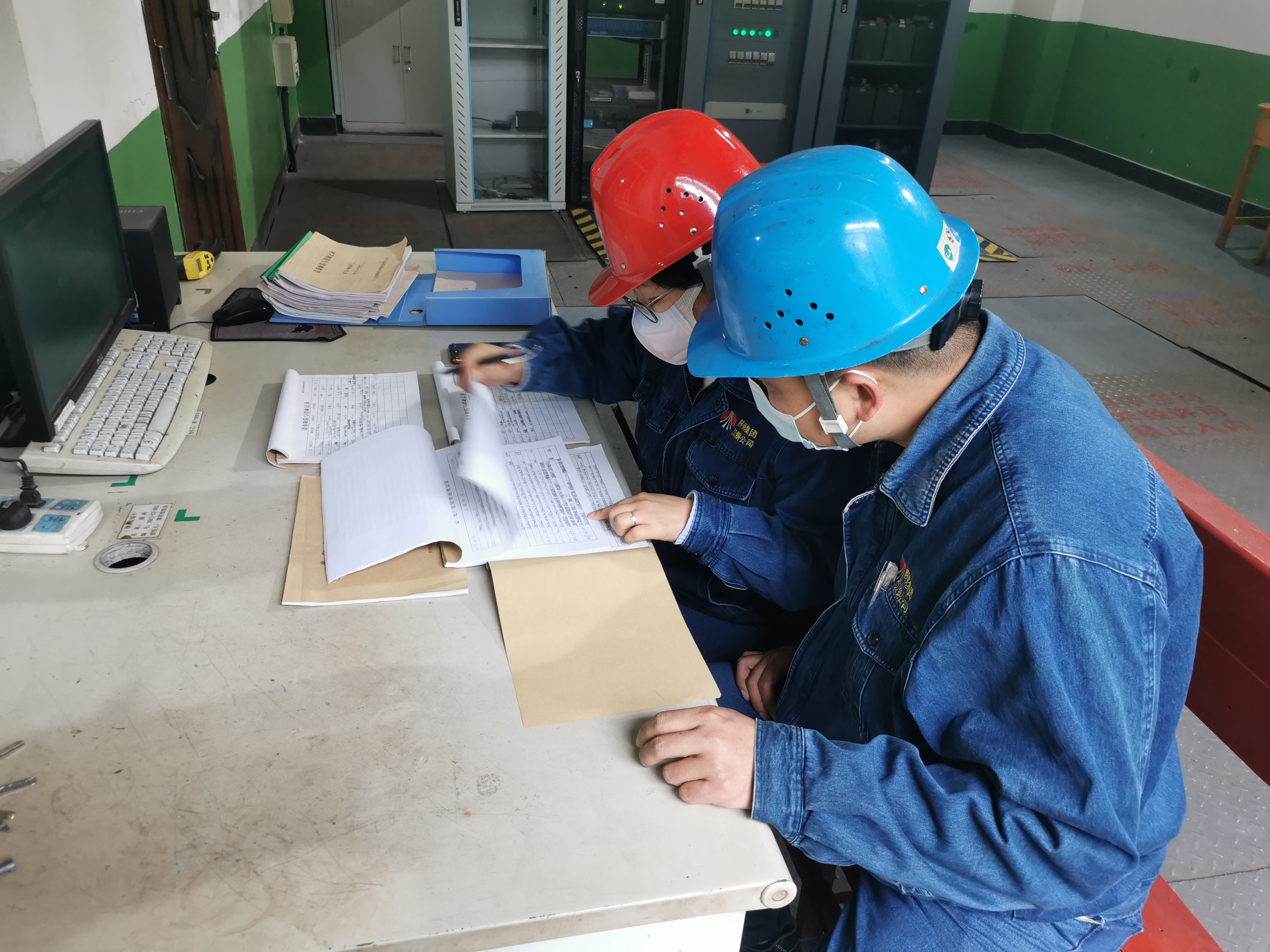 嚴守“四道關”提升班組安全素質(zhì) 嚴守“四道關”提升班組安全素質(zhì)