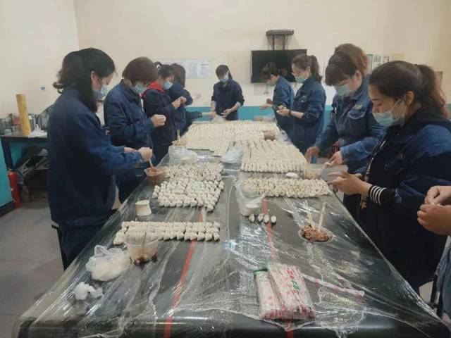 �W(xu��)ʷ���У��@����λ�Ѻ������k�������Ŀ���