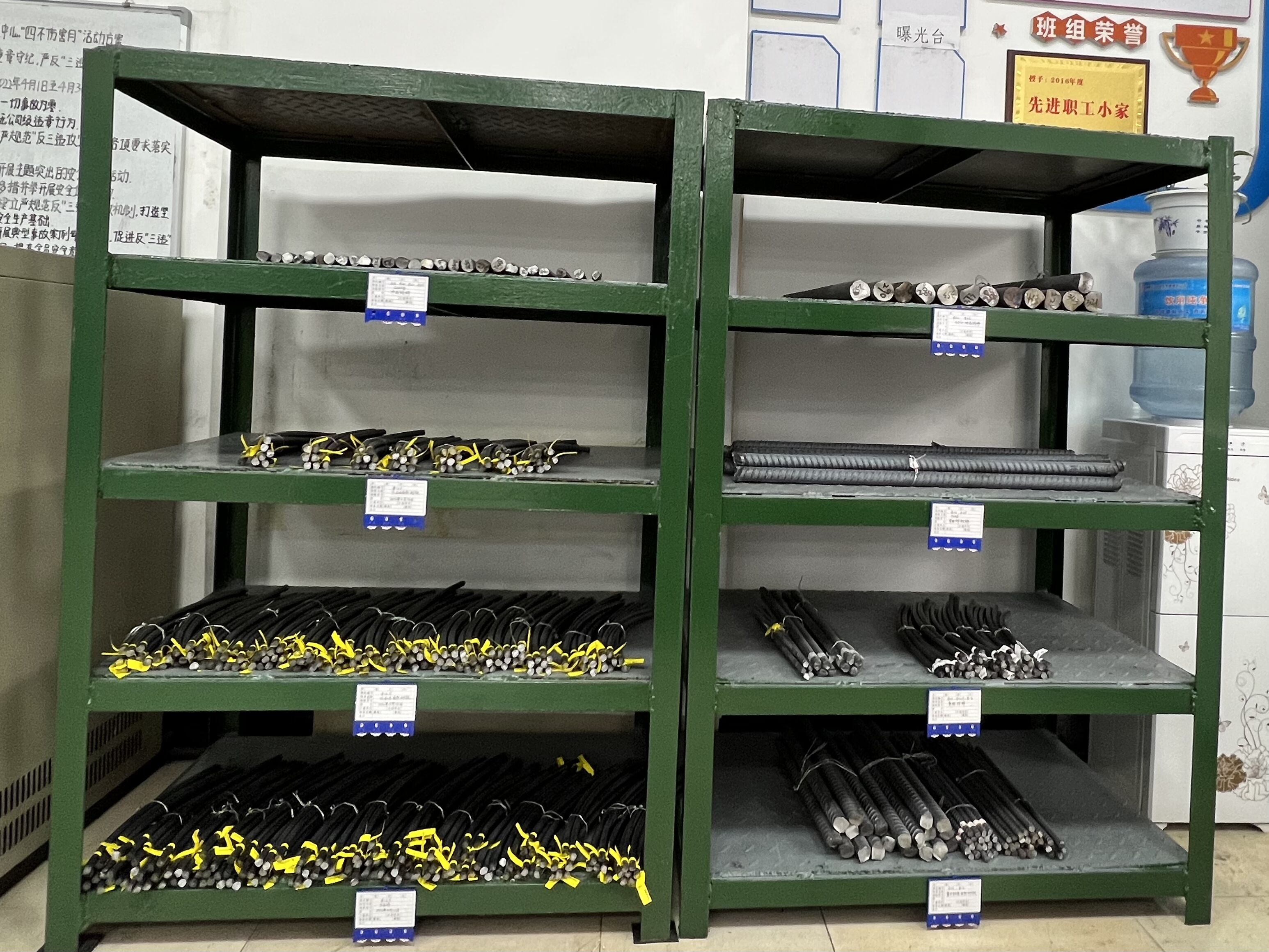 把職工的事兒放在心上,落到實處 把職工的事兒放在心上,落到實處