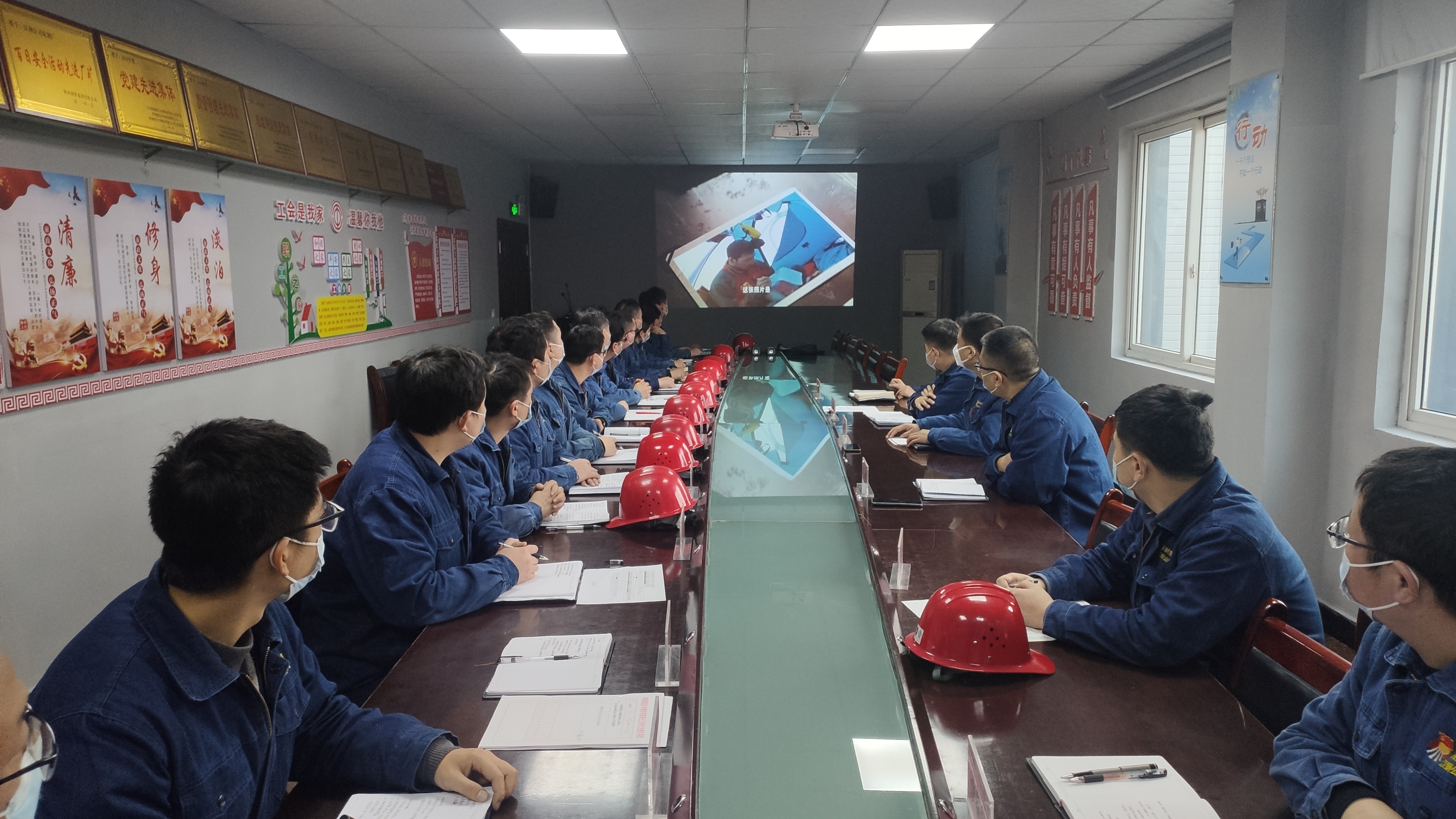 ͻ�����Ă�����  �́�������������