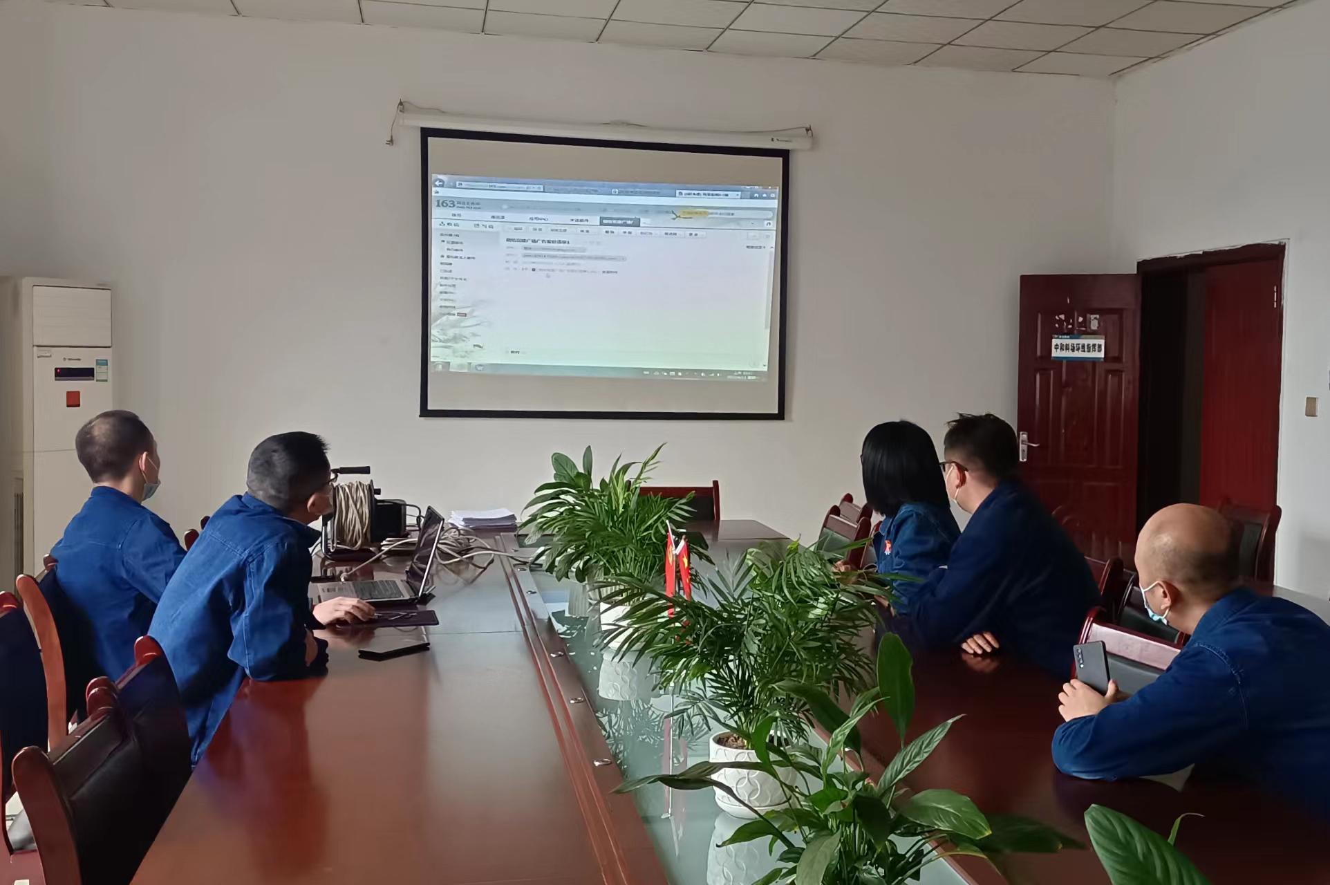 ���������������������L�^Ӳ���