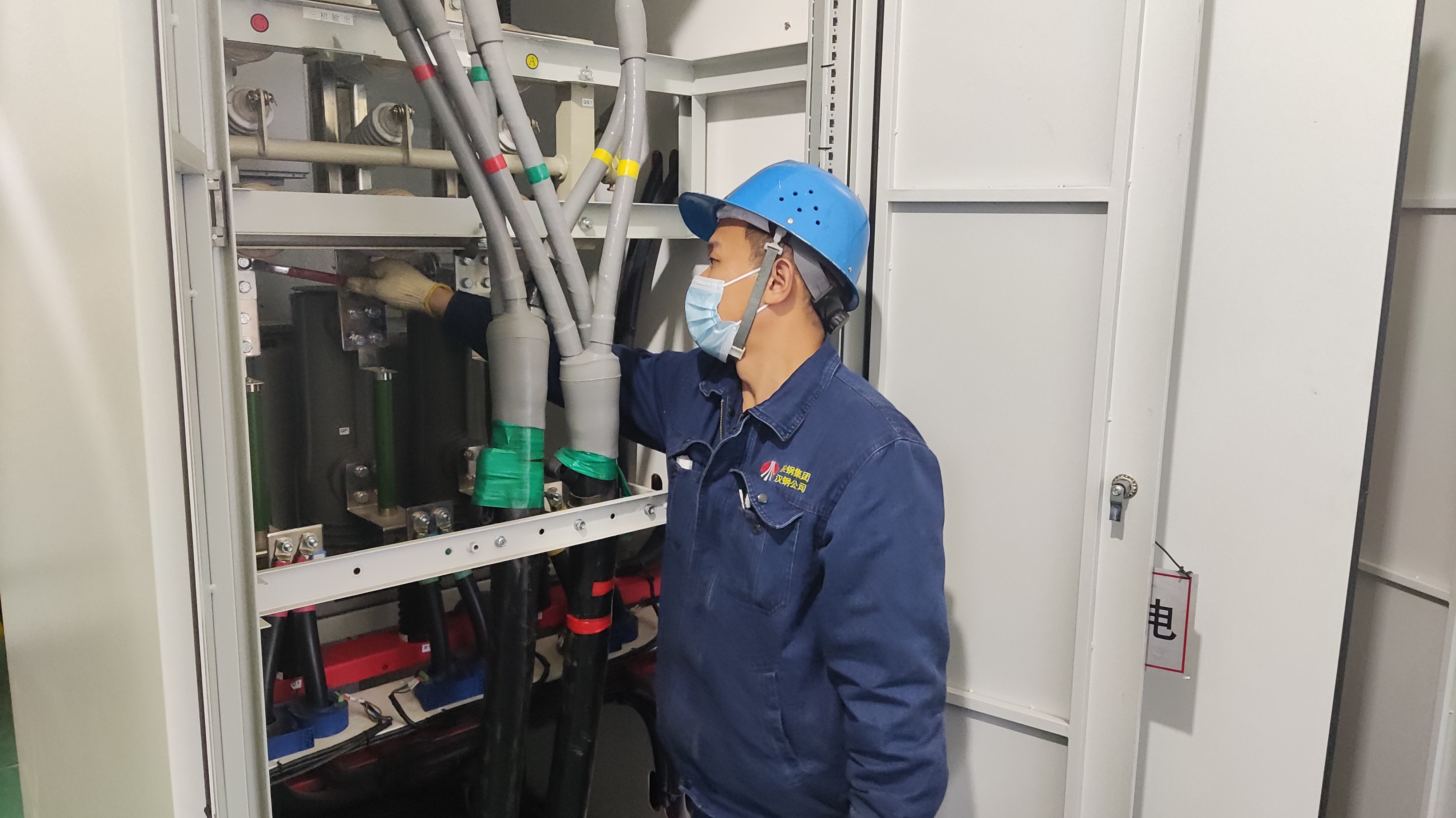 �֡���̼��֮�P���L�Gɫ�lչ�r����ɫ