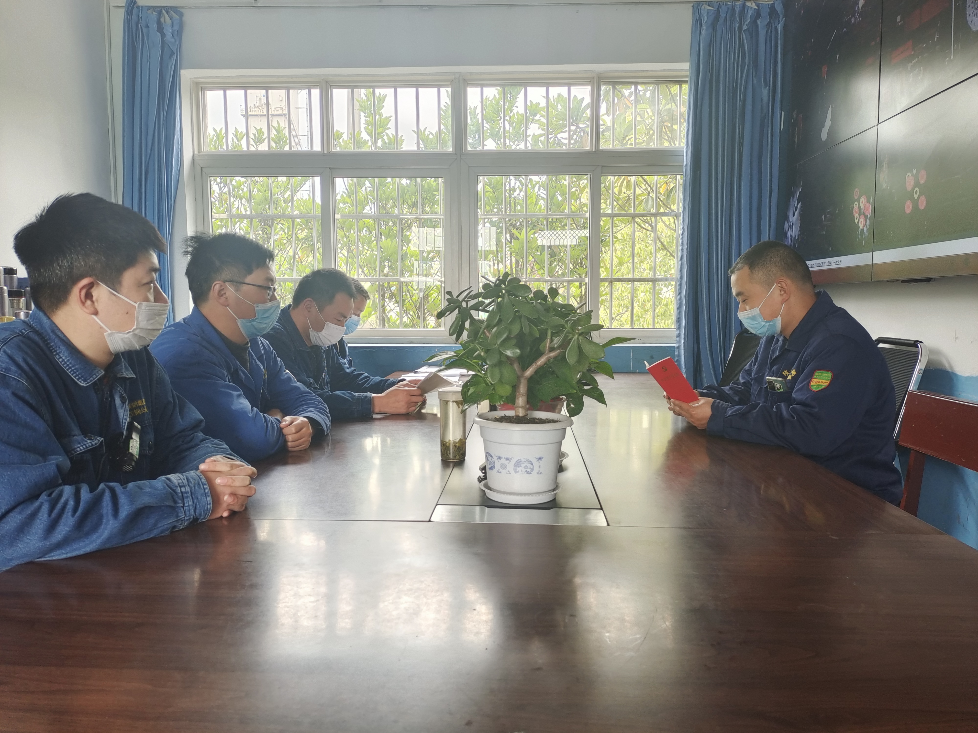 “三問三思”在這里落地見效 “三問三思”在這里落地見效