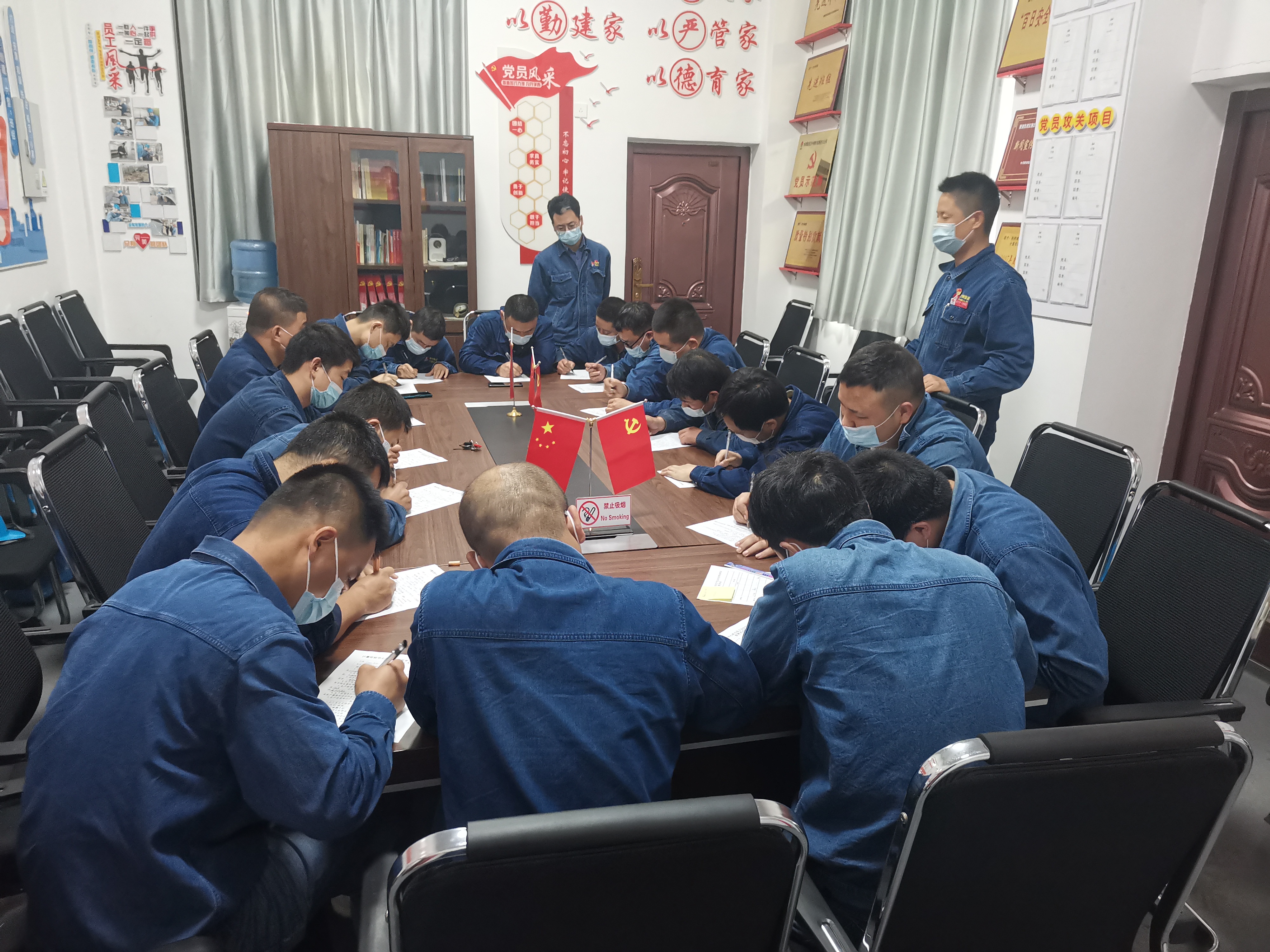 ��ץ���٣��_����M���O�¾���