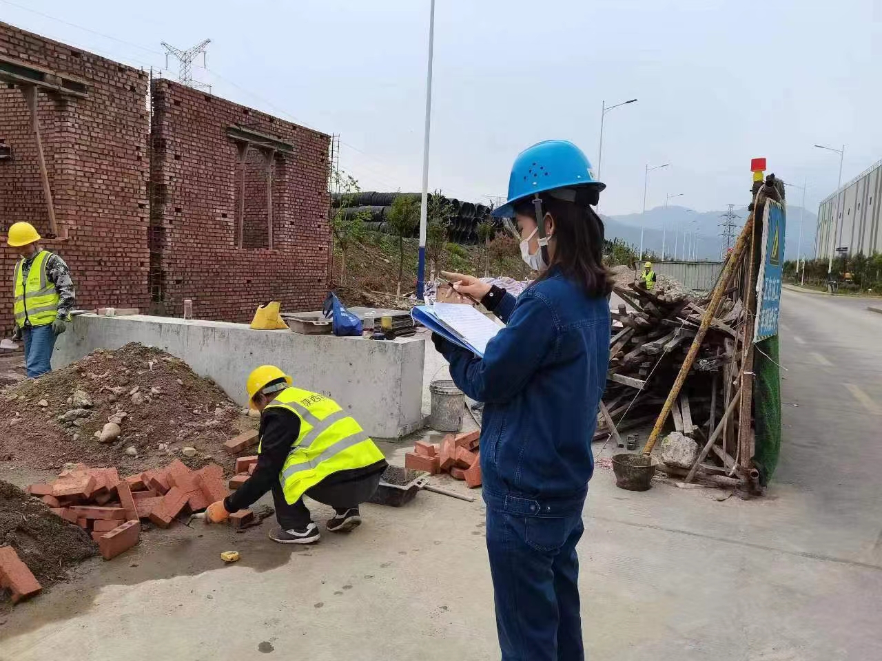 瞧!他們用行動織出彩色安全網 瞧!他們用行動織出彩色安全網