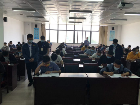 �䓼��F(tu��n)��Ӗ(x��n)�W(xu��)Ժ�h䓷�У���ư���ĩ��ԇ������