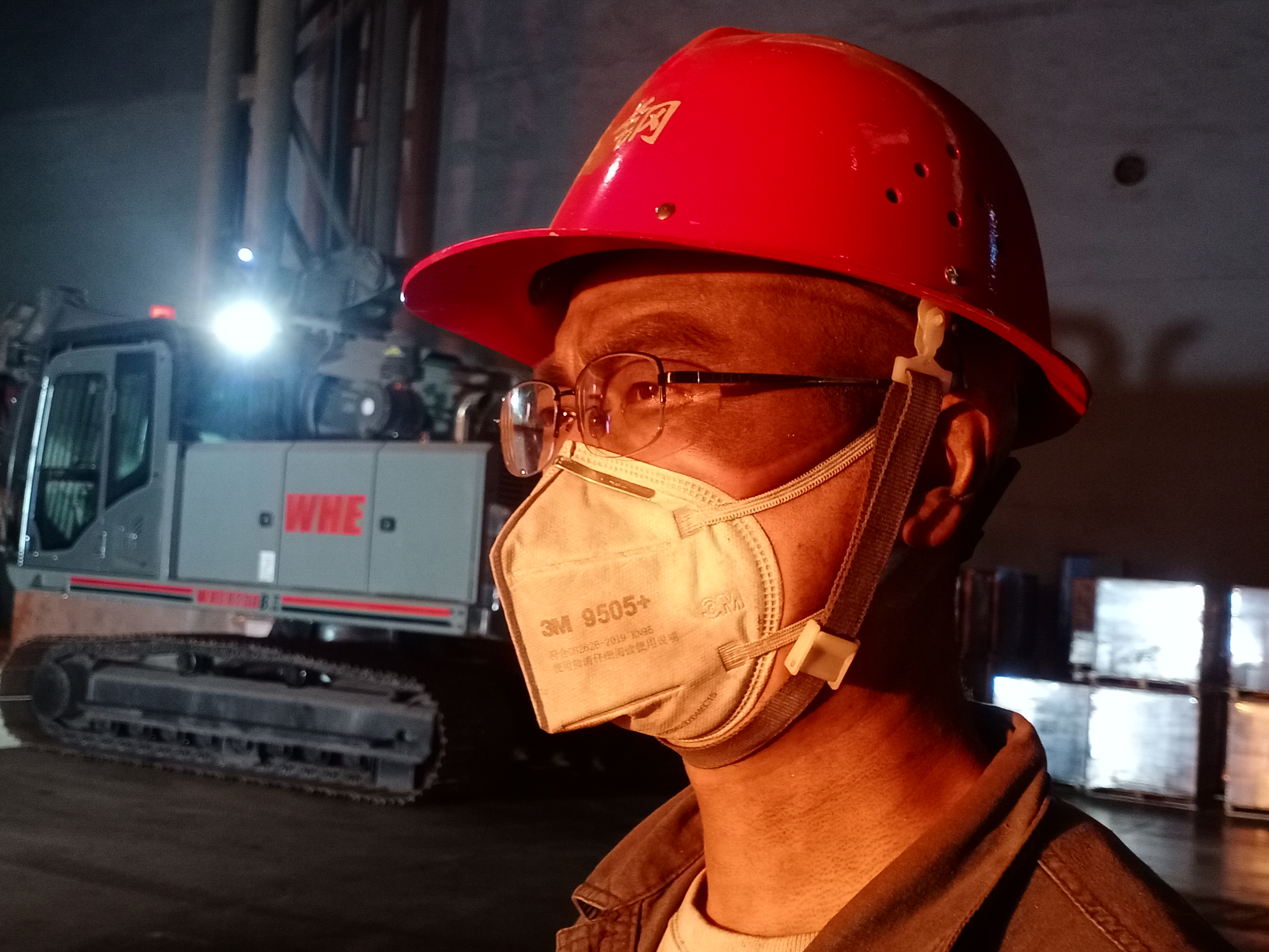 看,檢修現(xiàn)場的最“颯”身影 看,檢修現(xiàn)場的最“颯”身影