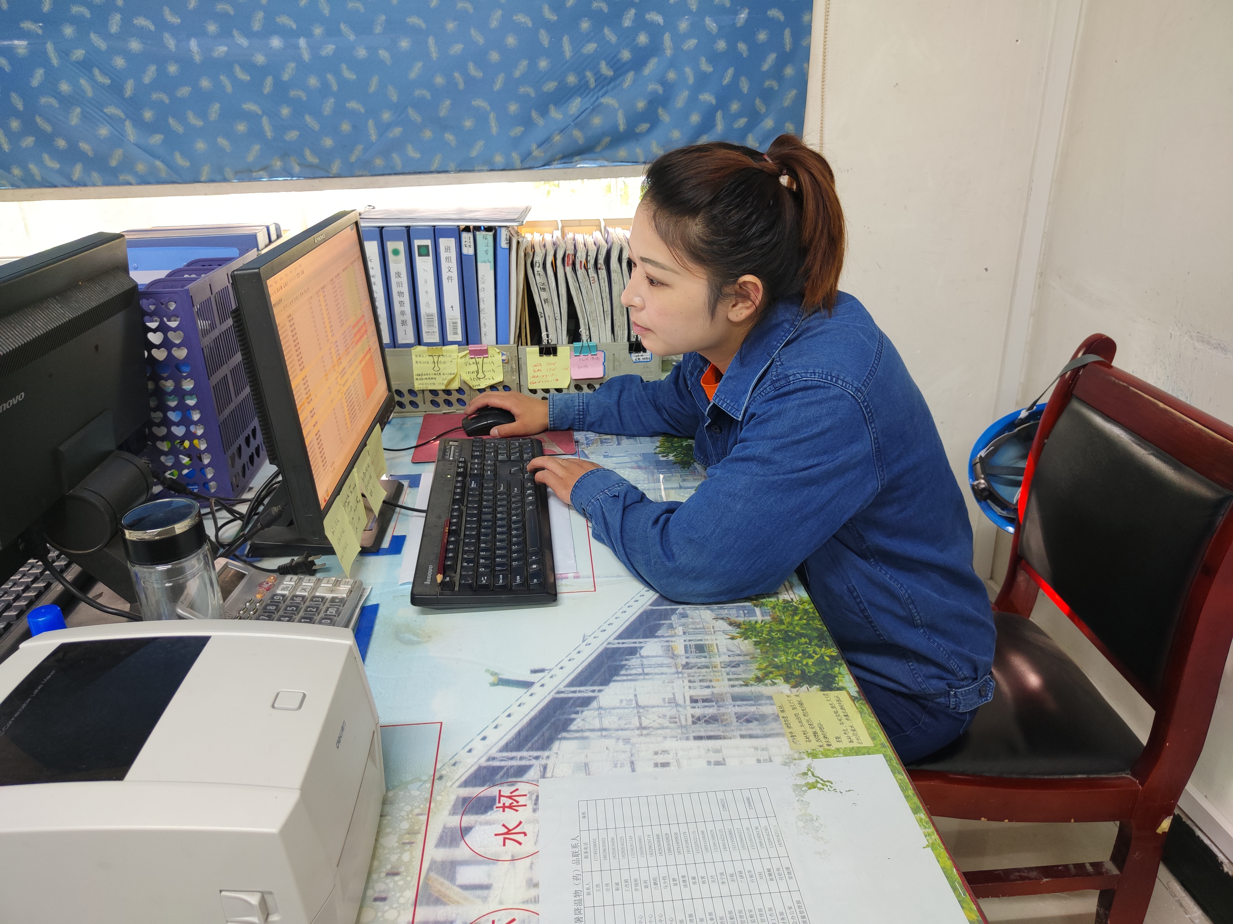 奔赴檢修現場的“孤勇者” 奔赴檢修現場的“孤勇者”