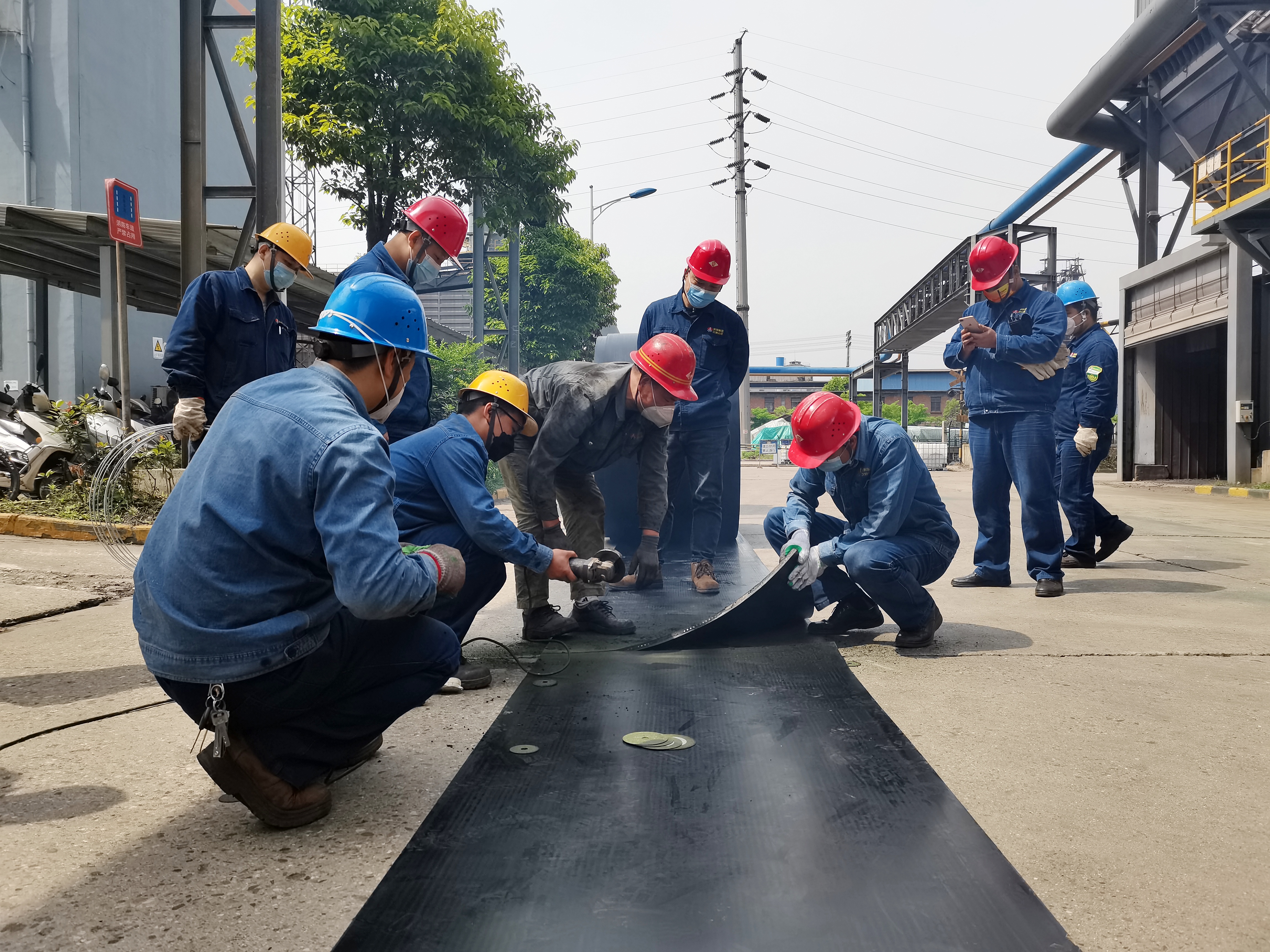 “黨建+”照亮發(fā)展新路徑 “黨建+”照亮發(fā)展新路徑