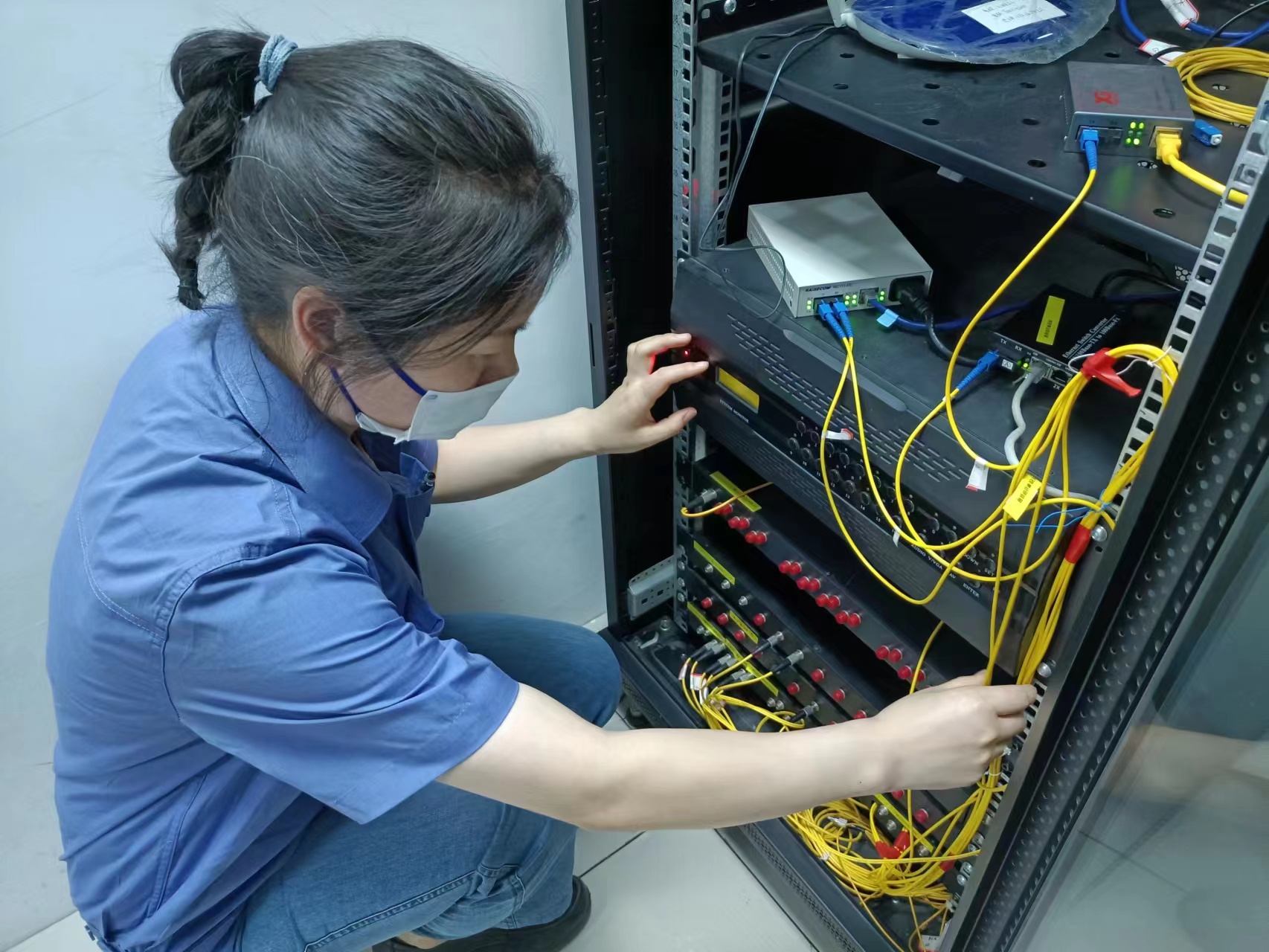 �R���ഺ����  ���ΰ�ȫ����