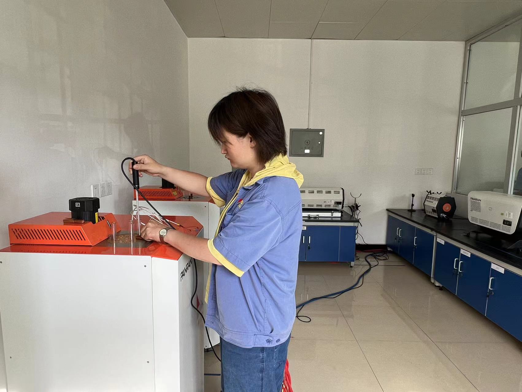 �����ڸɣ����ϸ�z�y�l(w��i)ʿ