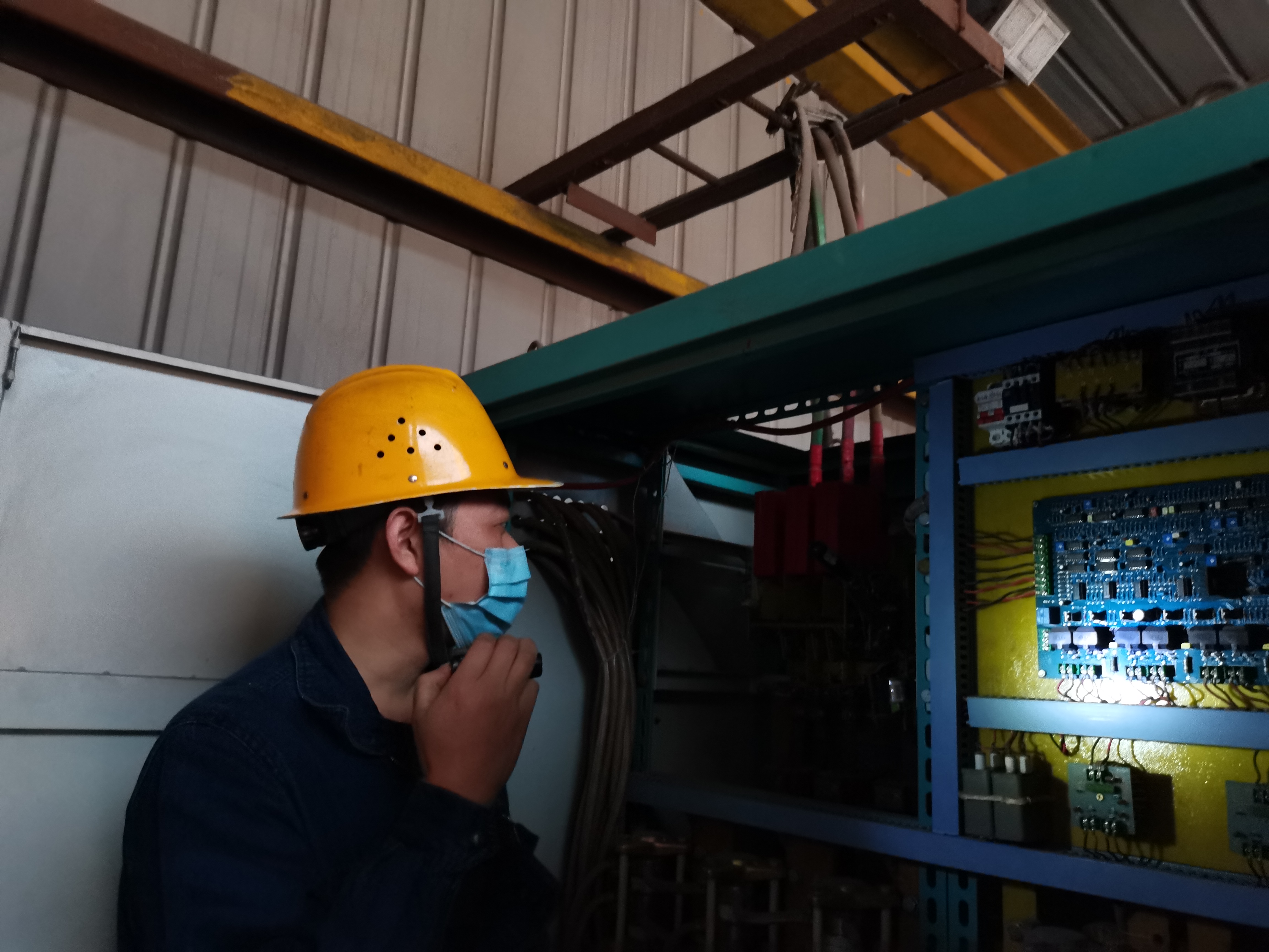 ��־�M�M�����պV�еİ�ȫ�������ߡ�