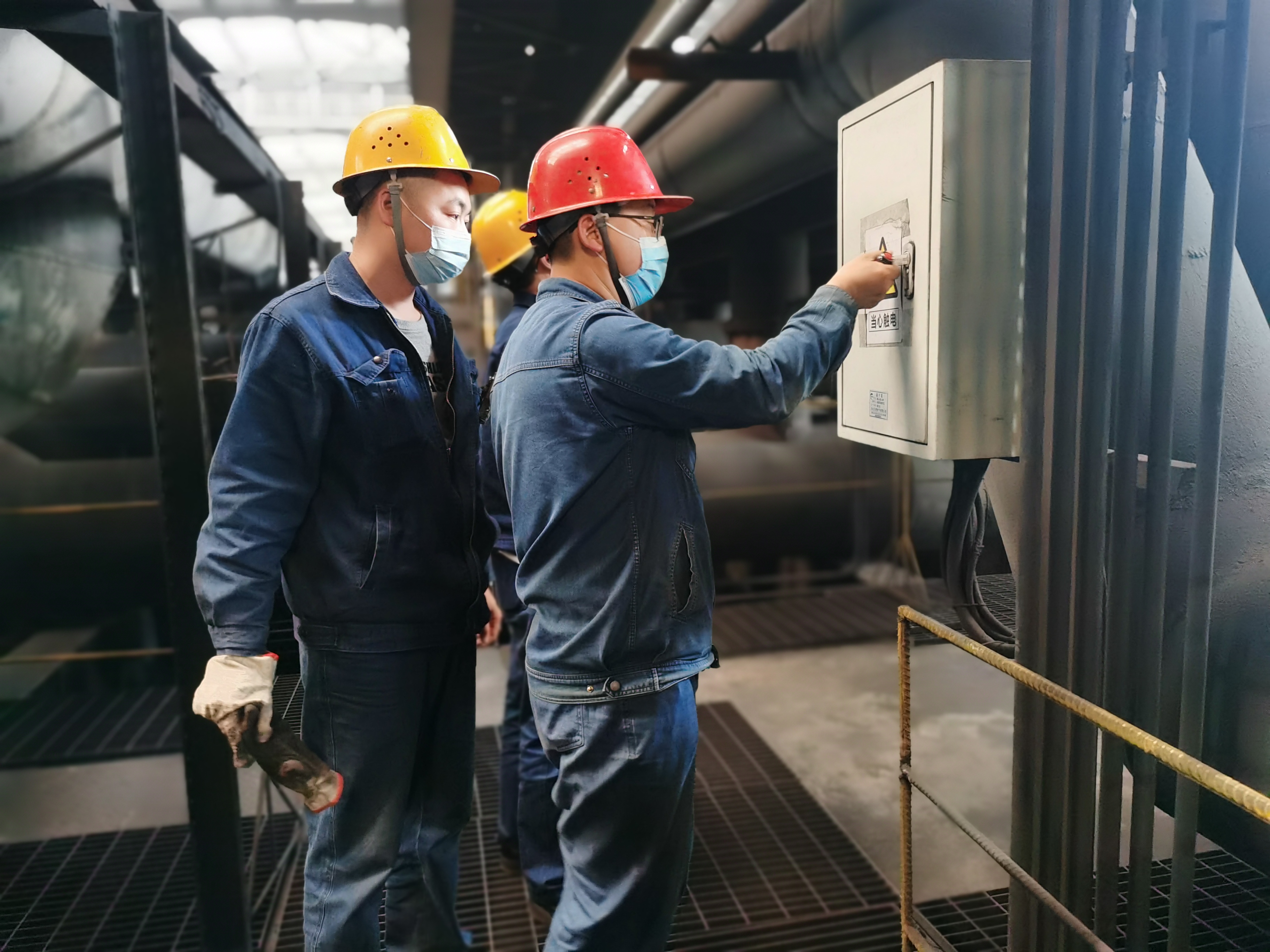 ���c�l��  �ߜؑ��������С�������