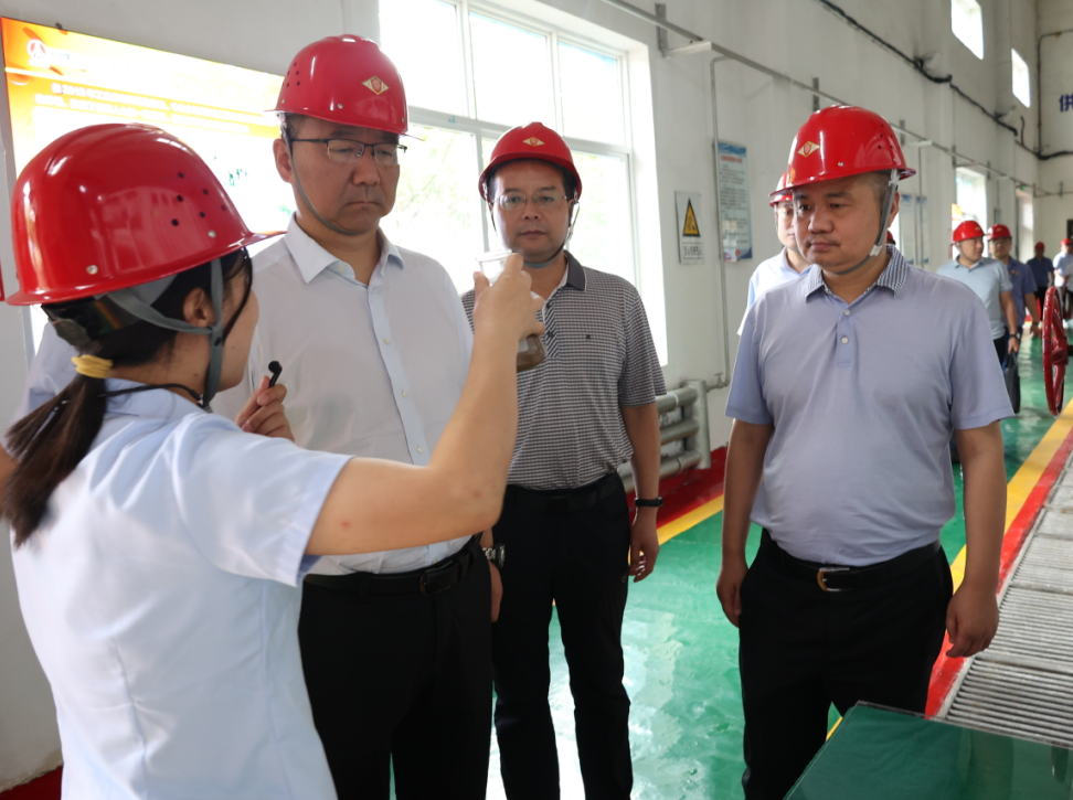 陜西開放大學校長龍治剛一行到公司調研并巡視陜鋼集團“勞模、先進”專班期末考試 陜西開放大學校長龍治剛一行到公司調研并巡視陜鋼集團“勞模、先進”專班期末考試