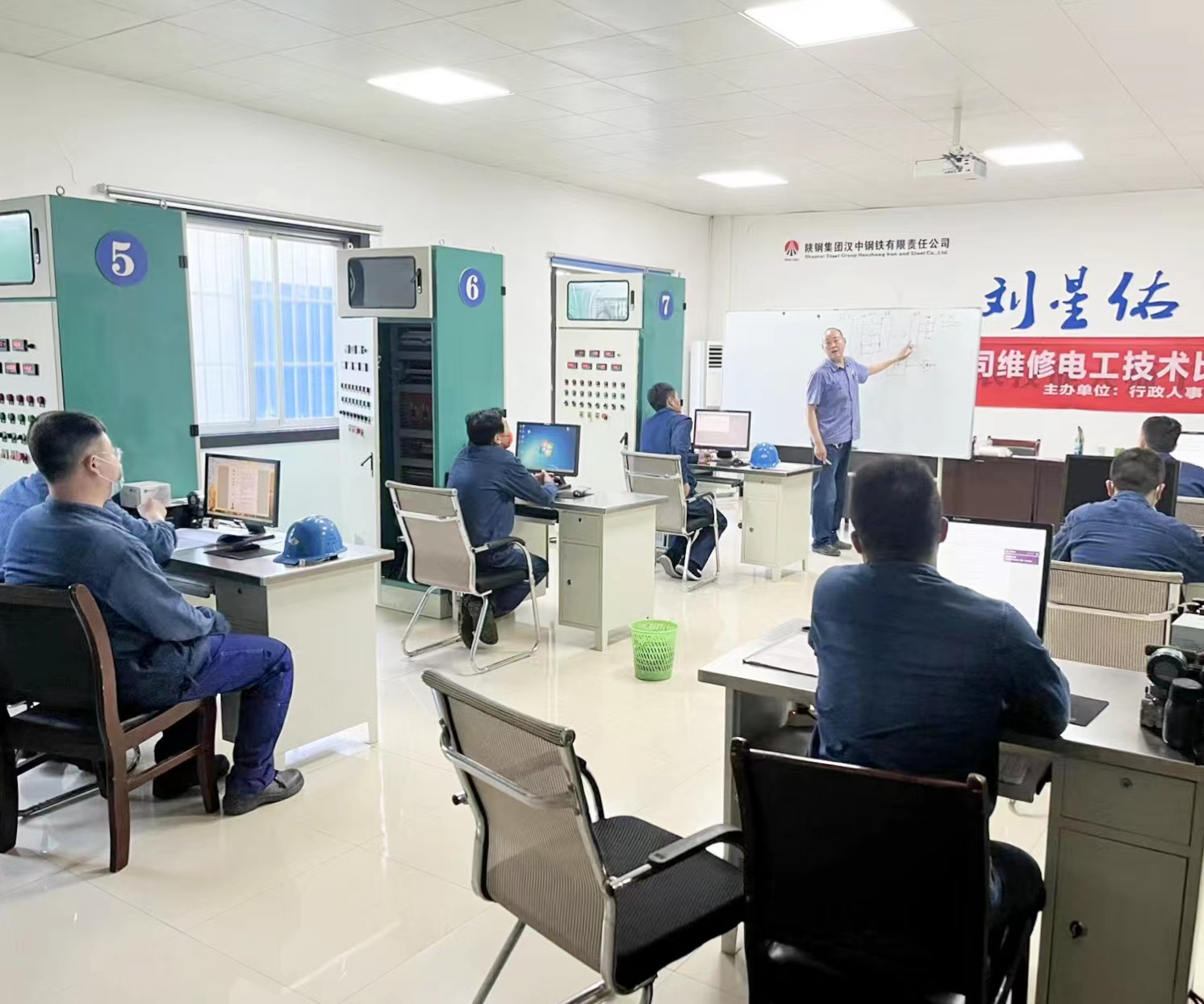 ������ץ���� �����O�䱣�ϵ�ɫ