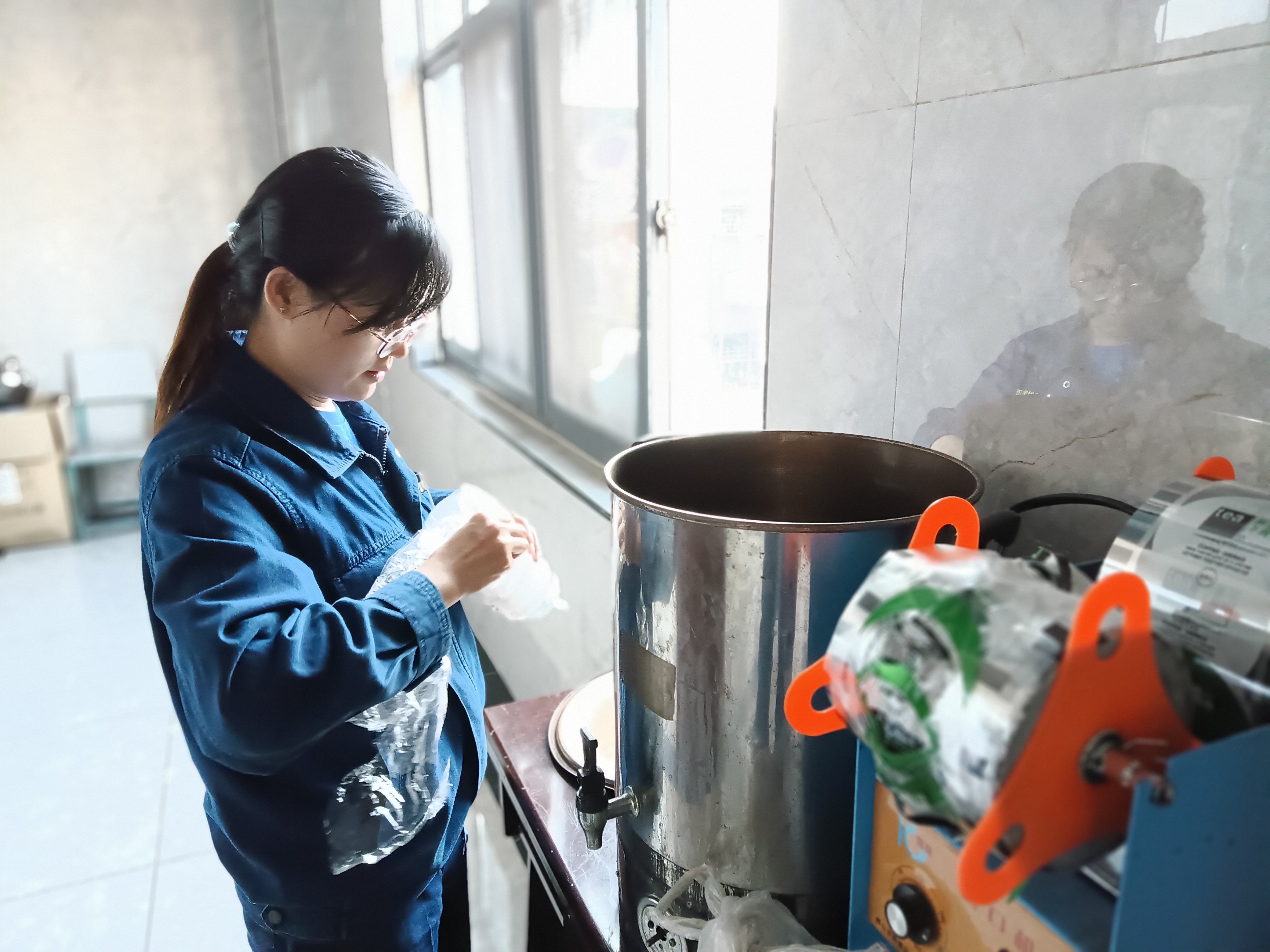 �����ˁ��u�� ������(zh��n)�ߜأ�����������