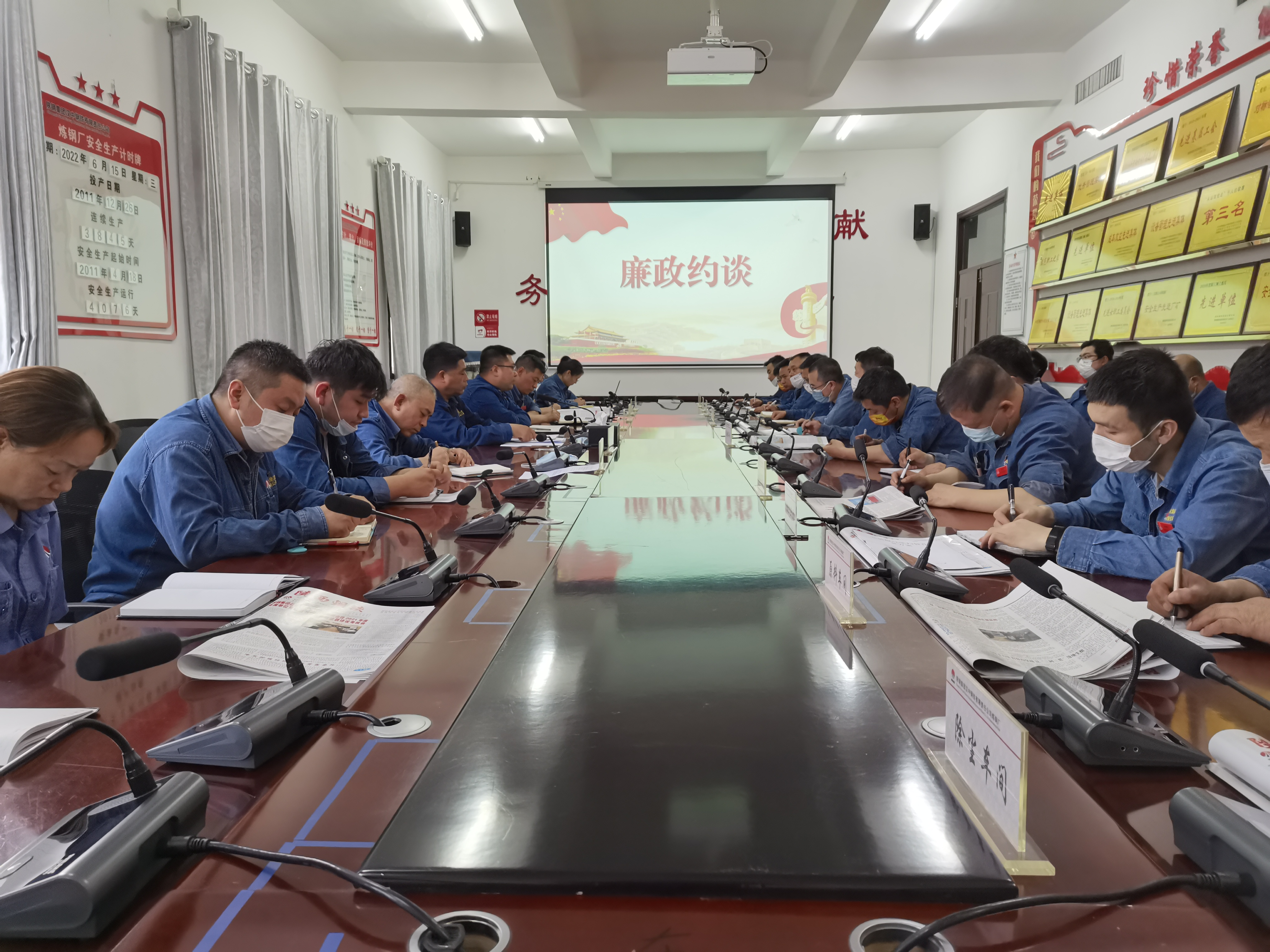 �c������ͬ�У��������Ĳ��y�������������_