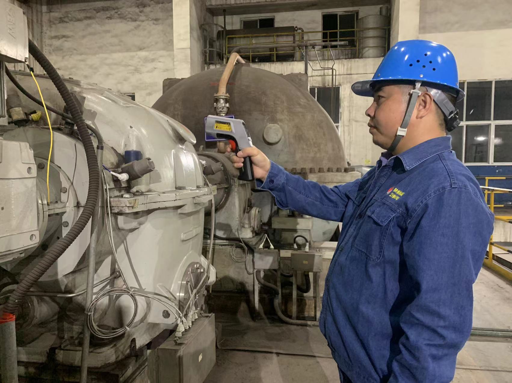 永不褪色的“橄欖綠” 永不褪色的“橄欖綠”