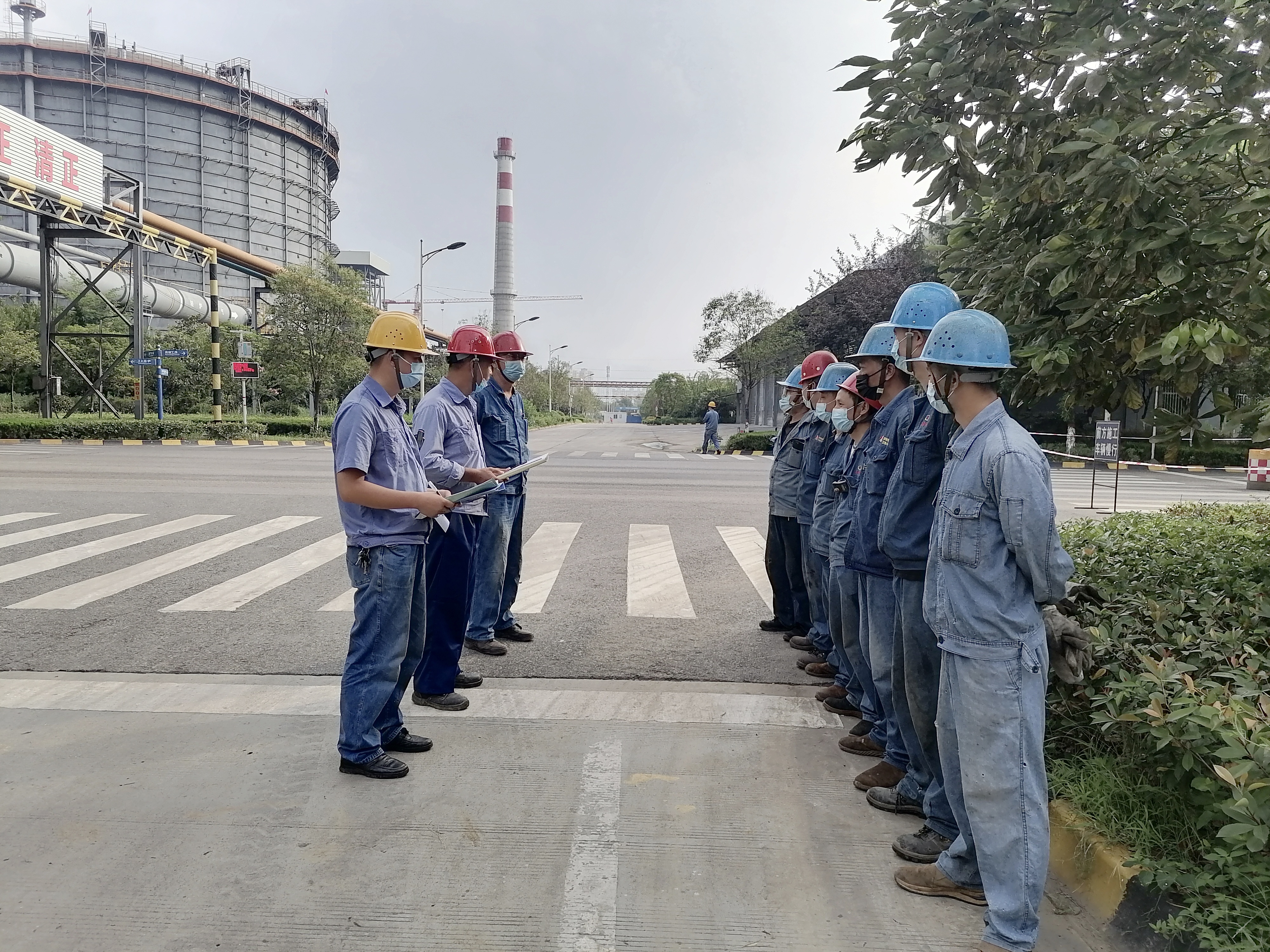 �����ģ����¡����L���˲ų��L�{�D