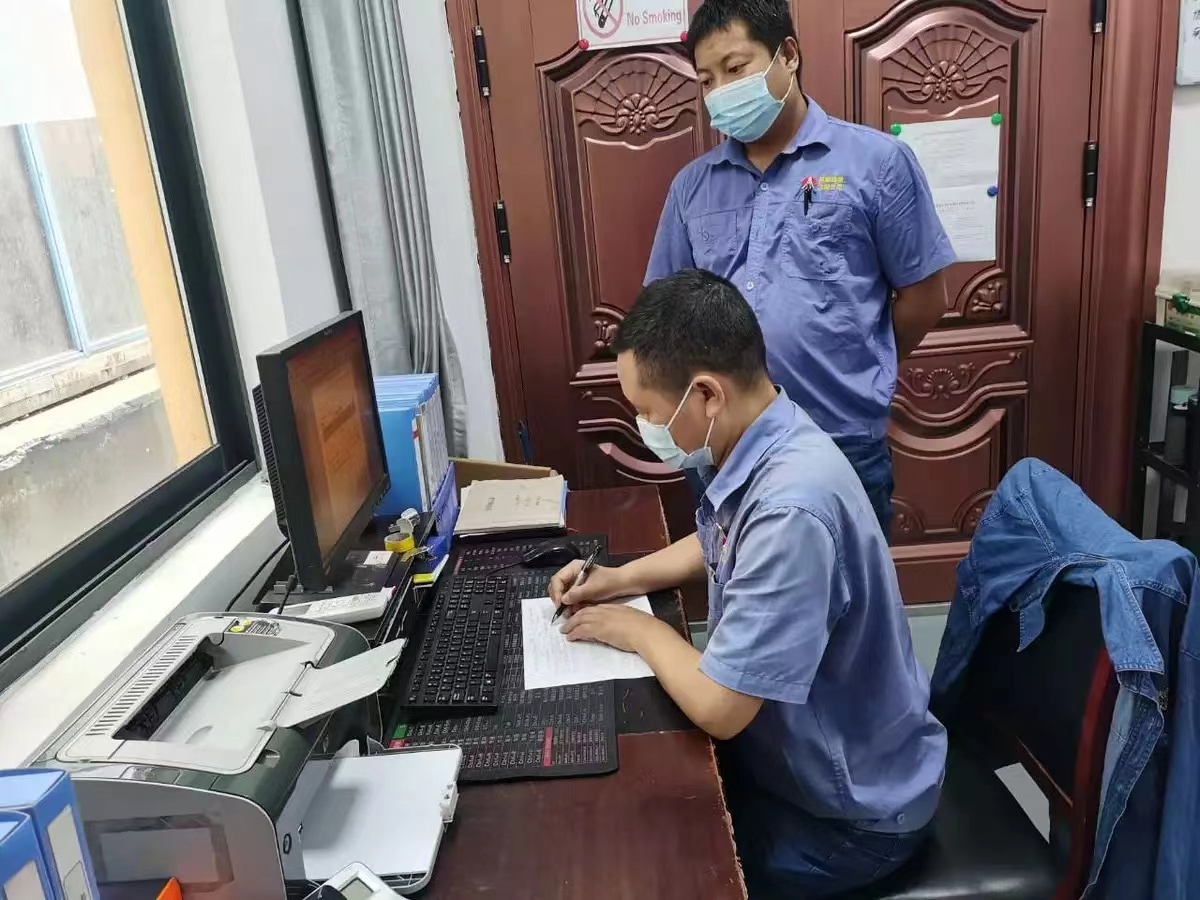 ���h���������m(x��)����˲�������ɫ����