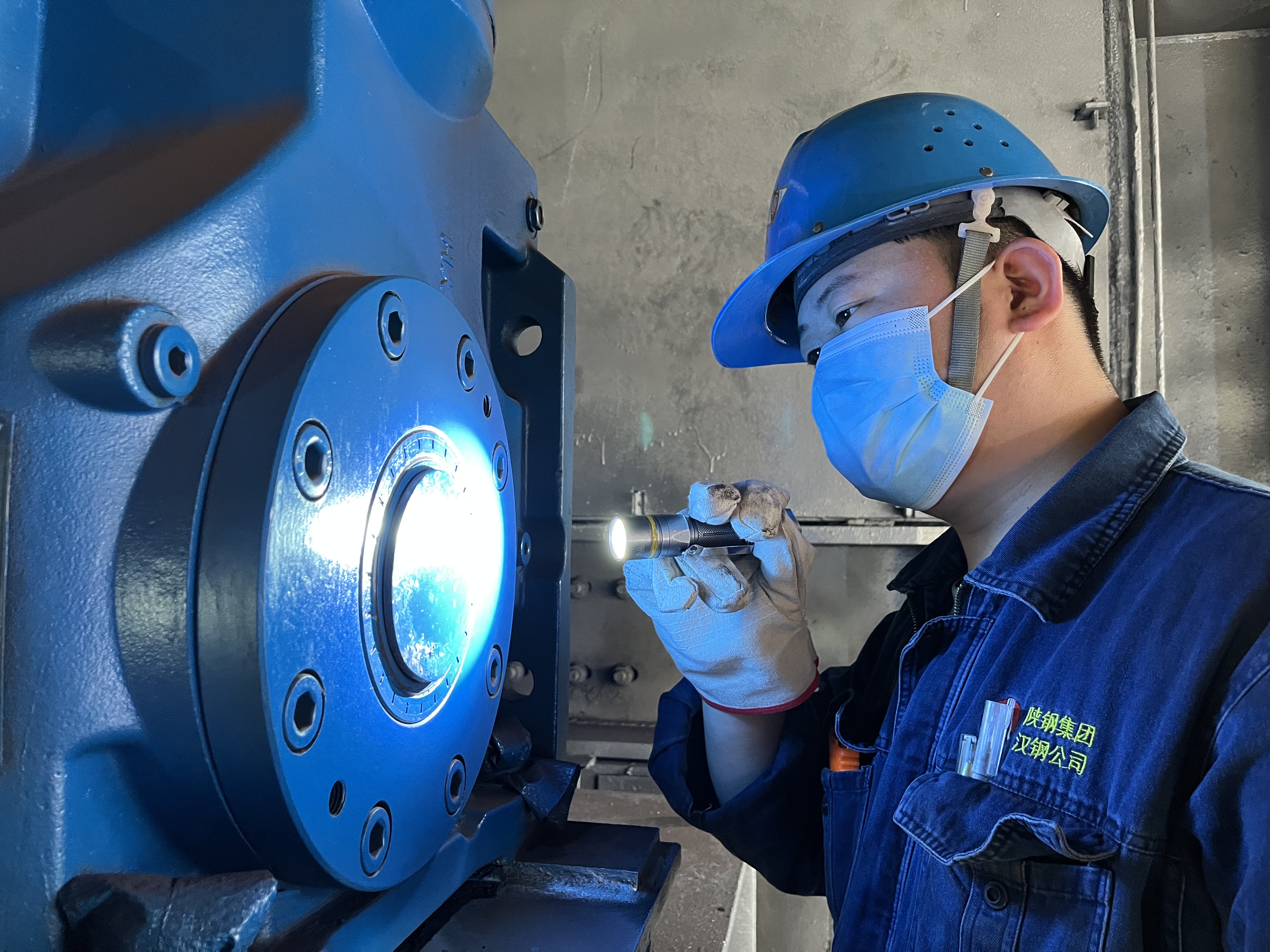 ������ ���ȿ� ���|��Ч�@�Ӹ�